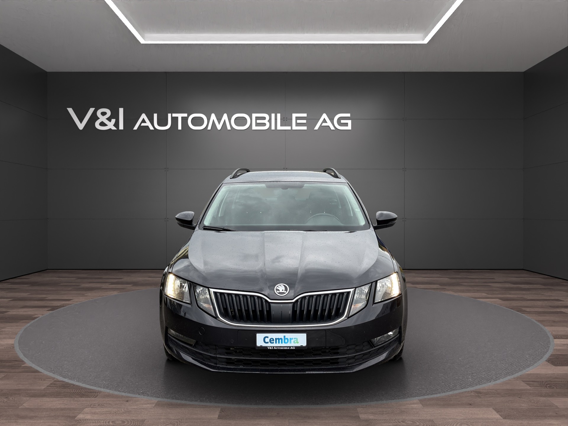 SKODA Octavia Combi 2.0 TDI Ambition 4x4 DSG-showroom-element-2