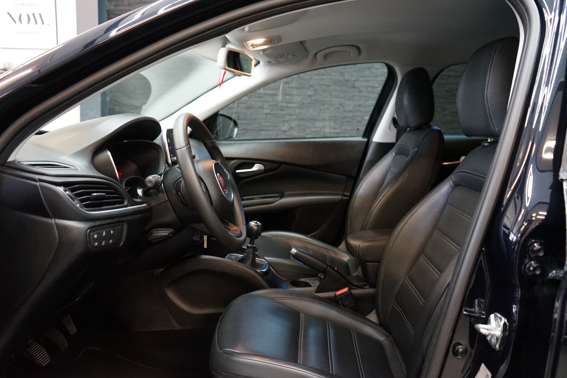 FIAT Tipo 1.6MJ Station Wagon S-Design-showroom-element-3