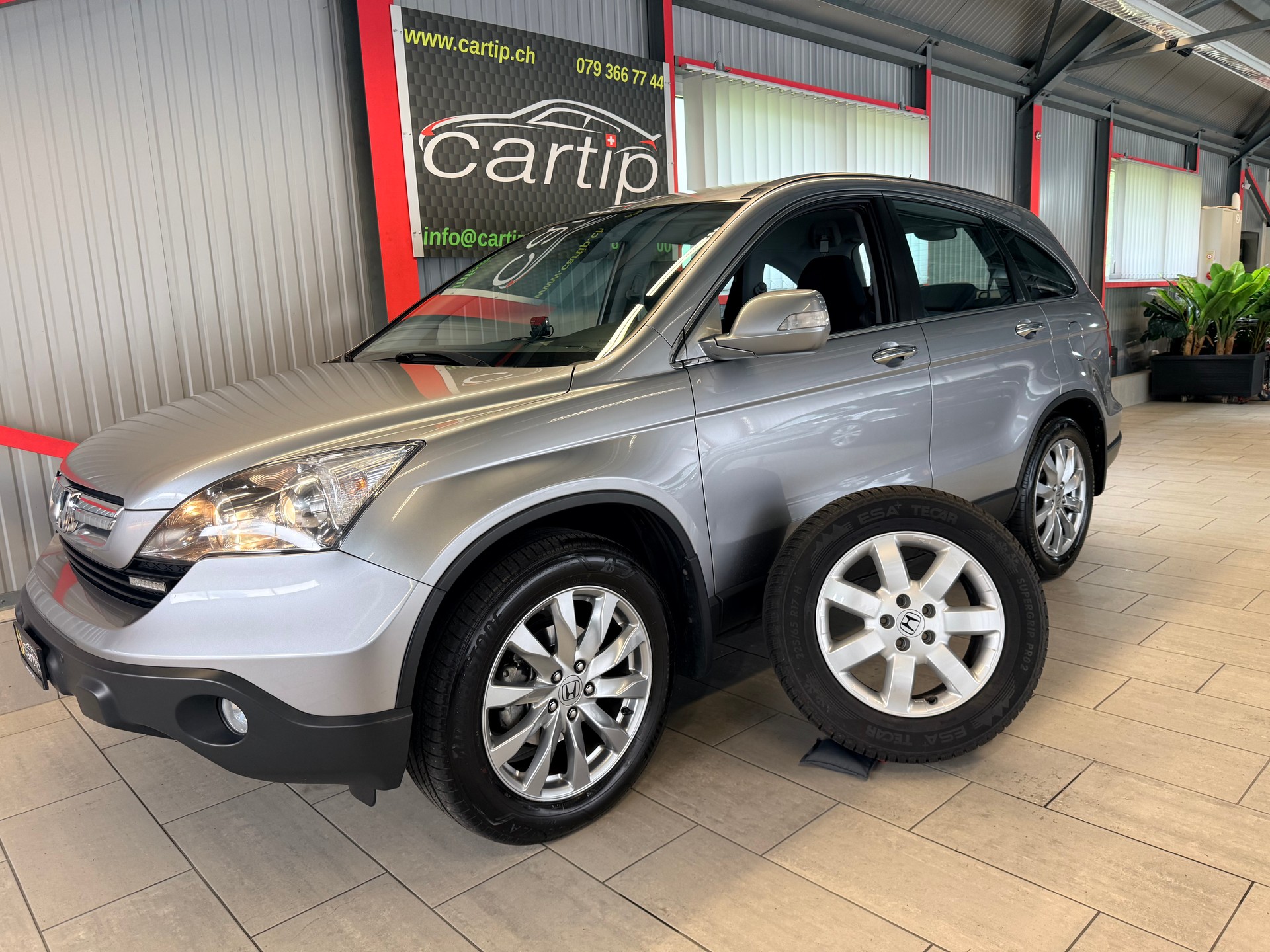 HONDA CR-V 2.0 4WD Comfort-image-1