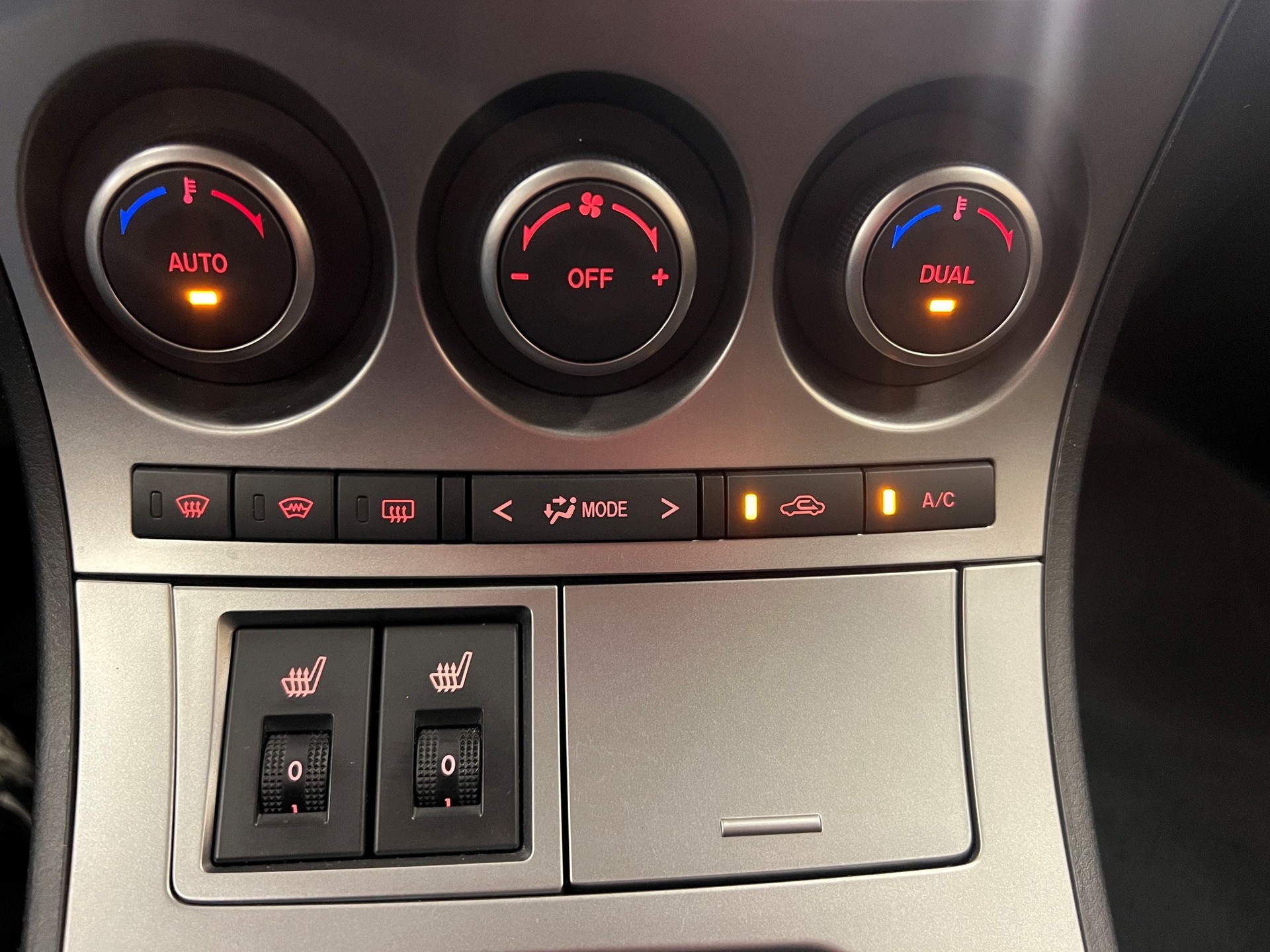MAZDA 3 1.6 16V Exclusive+-image-15