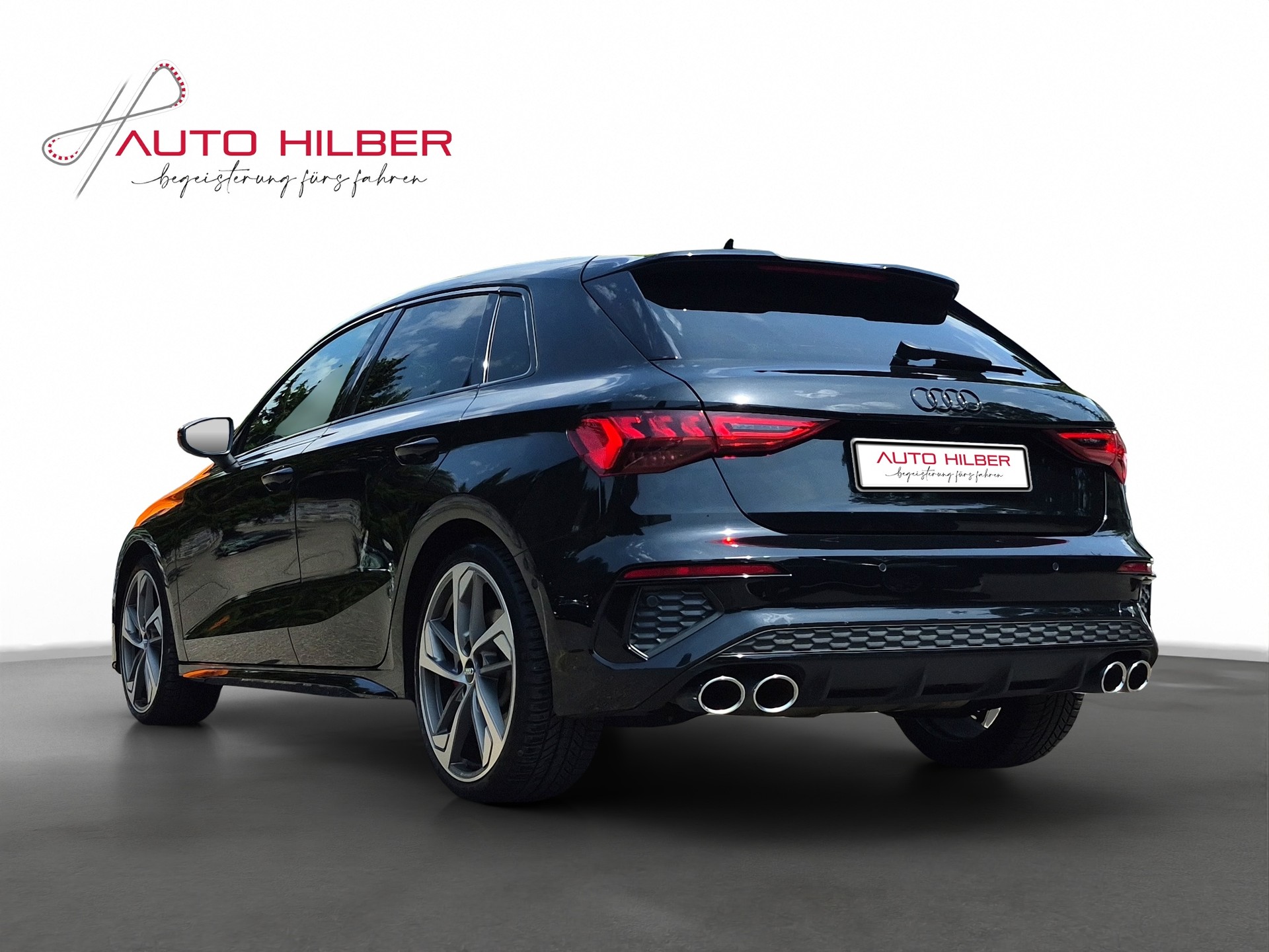 AUDI S3 Sportback 2.0 TFSI quattro S-tronic *Schiebdach, B&O, Matrix*-image-4