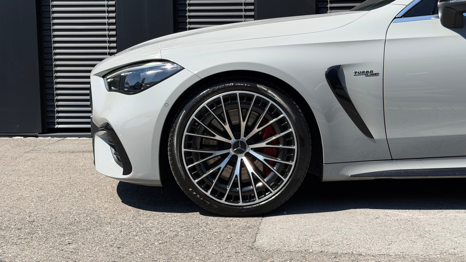 MERCEDES-BENZ CLE AMG 53 Cabrio 4Matic♦️Massagesitze*Topausstattung*NP CHF 132`670.-♦️-showroom-element-3