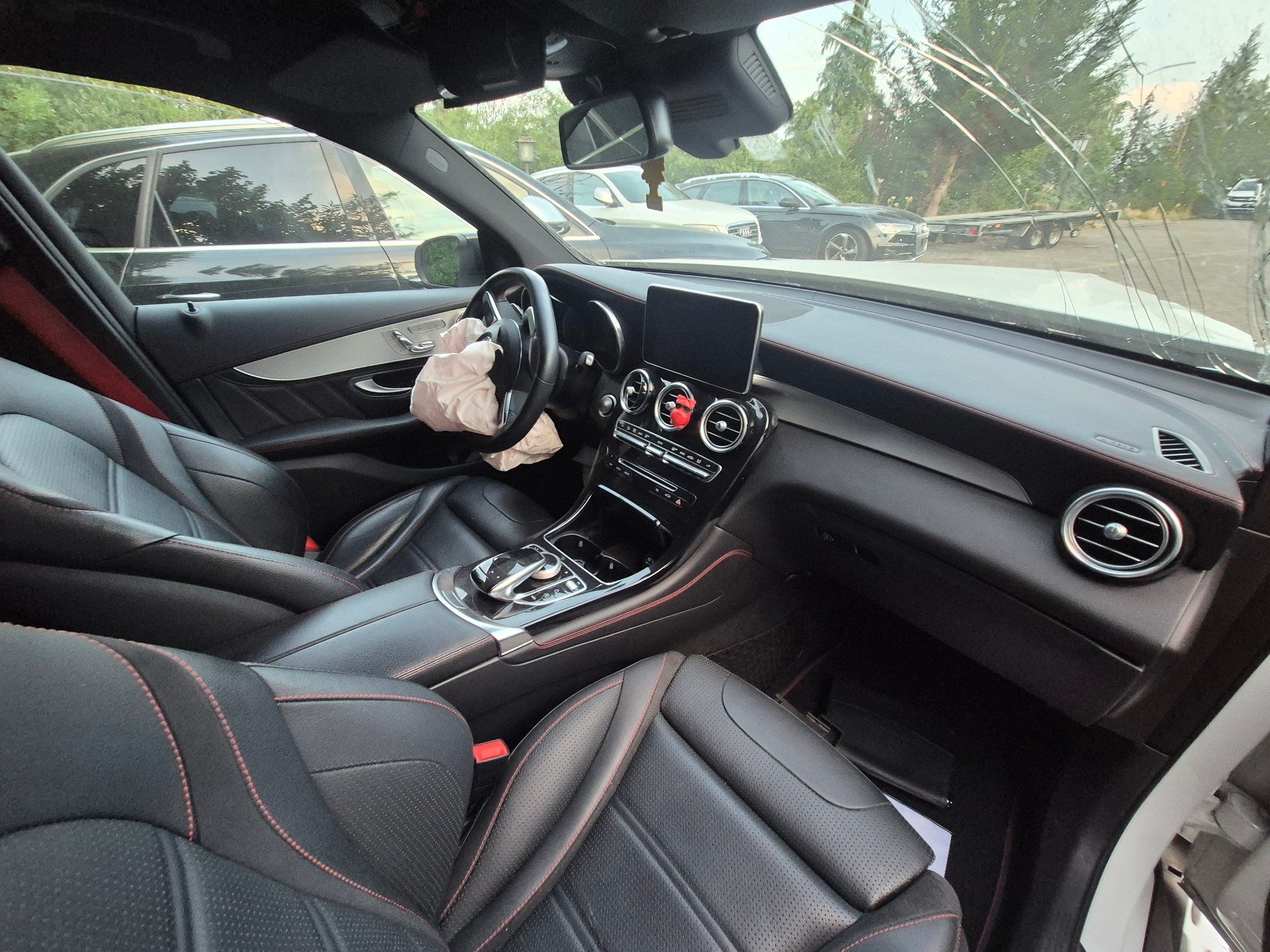 MERCEDES-BENZ GLC 43 AMG 4Matic 9G-Tronic-image-2