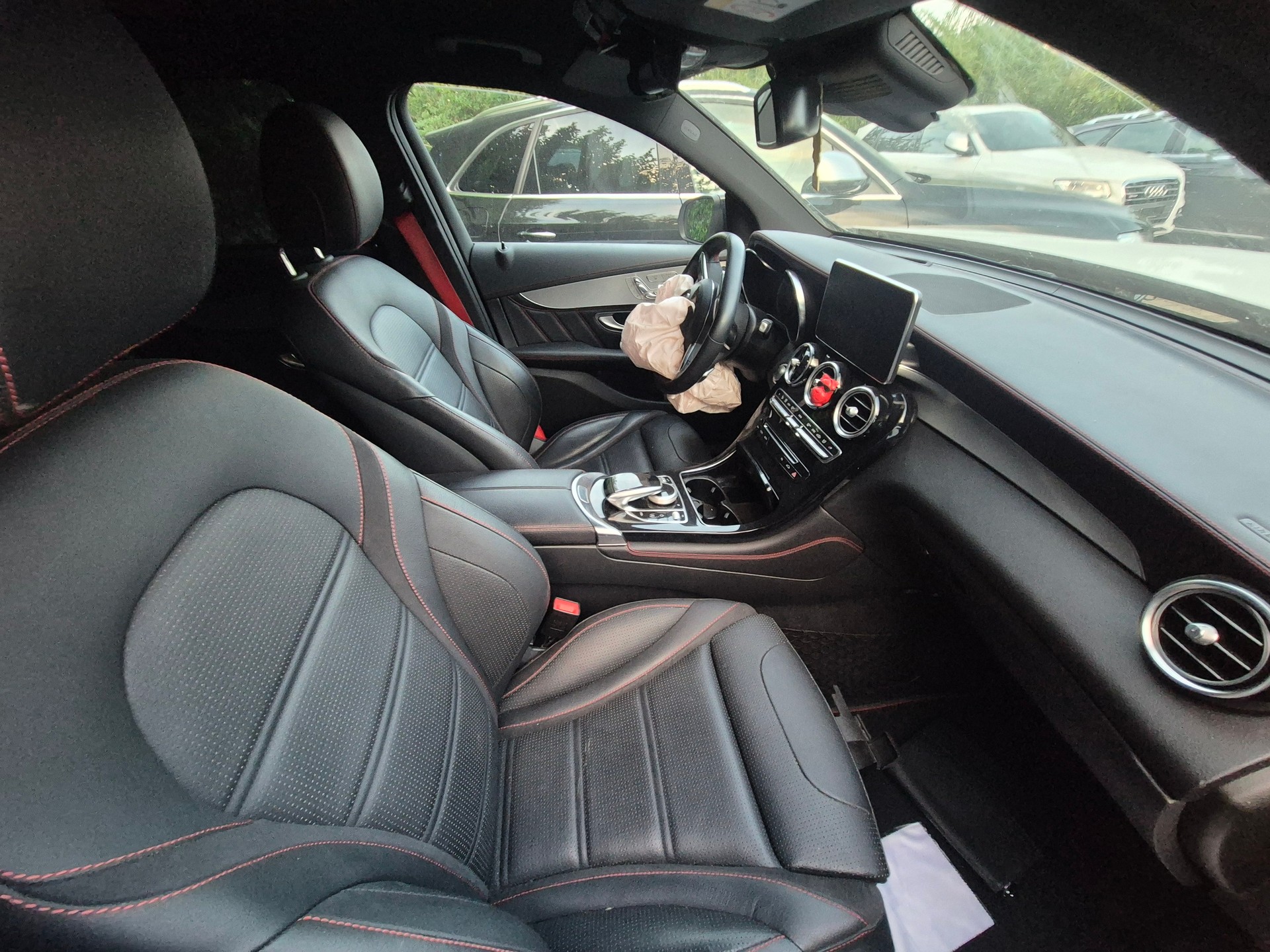 MERCEDES-BENZ GLC 43 AMG 4Matic 9G-Tronic-image-3