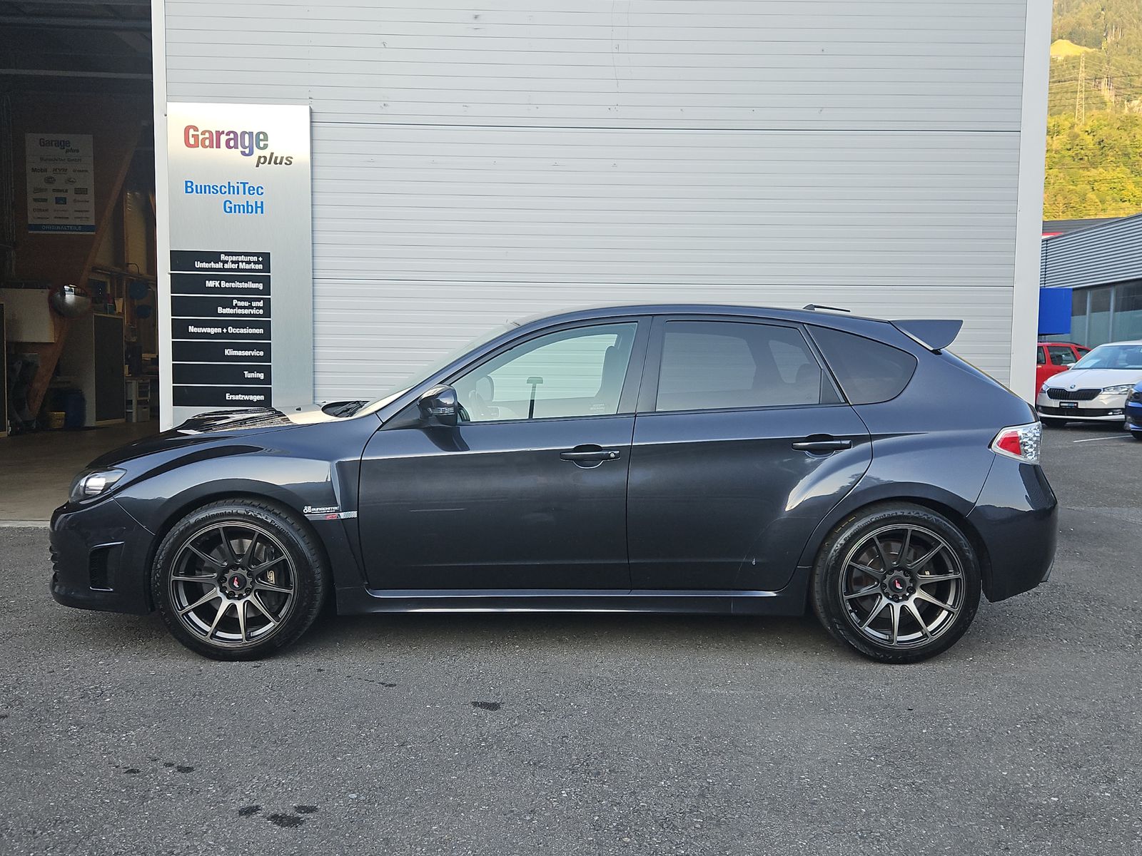SUBARU WRX STI HB 2.5 T Sport-showroom-element-1