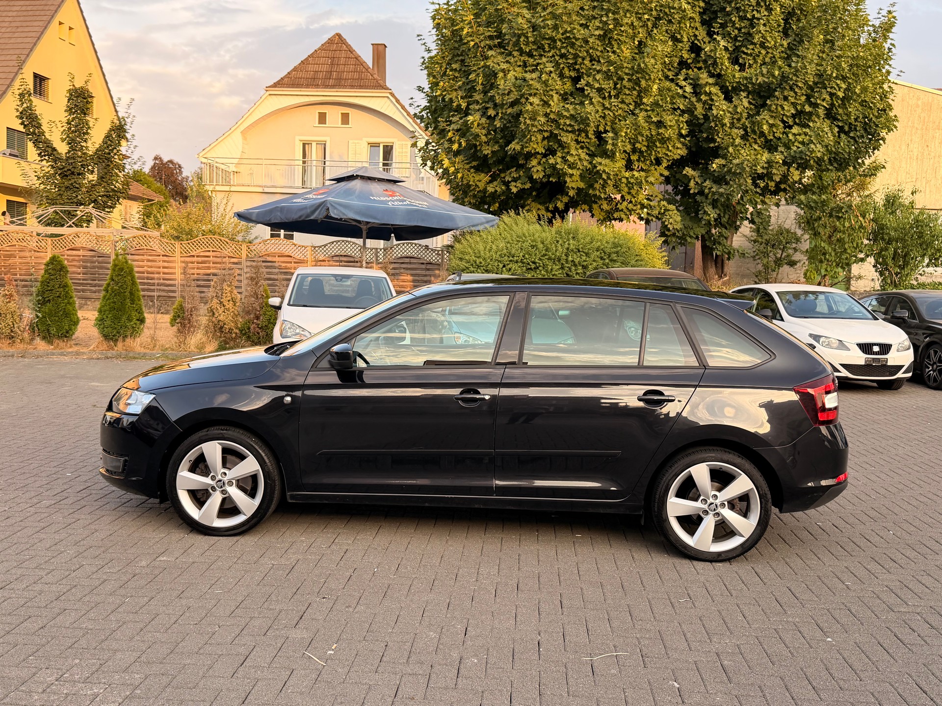 SKODA Rapid Spaceback 1.4 TSI Elegance DSG-image-6