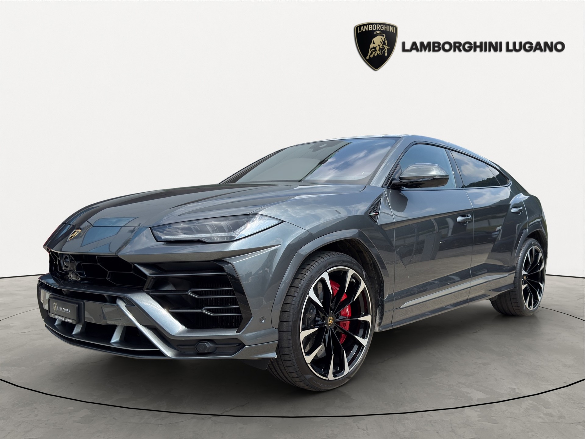 LAMBORGHINI Urus E-Gear MY19 Selezione Certified Pre-Owned Certifications: 150-point check list Lamborghini Lugano-showroom-element-2