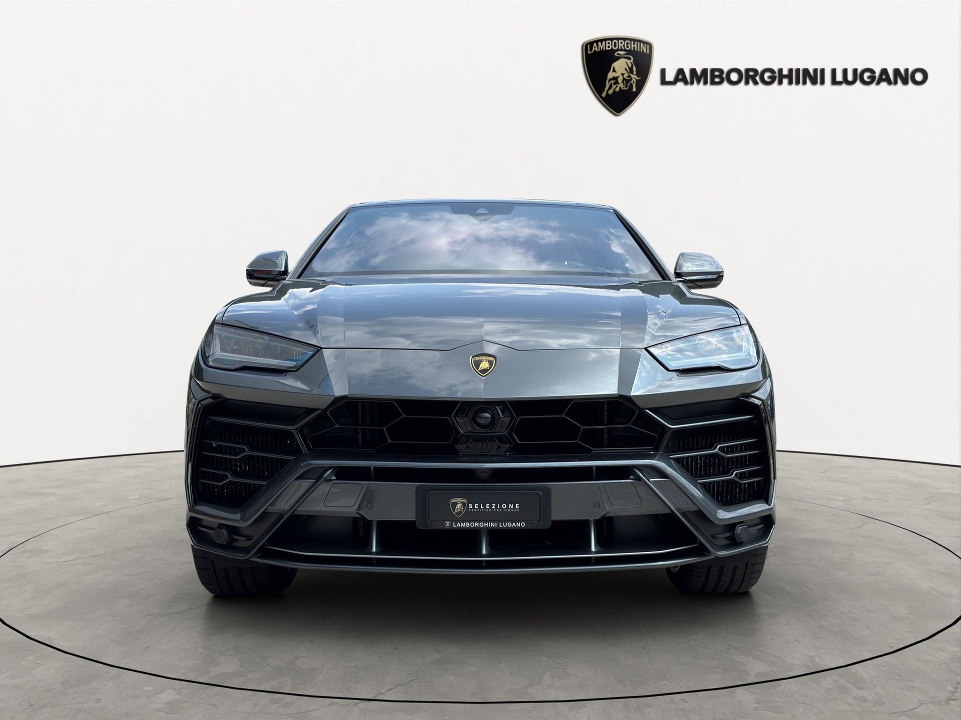 LAMBORGHINI Urus E-Gear MY19 Selezione Certified Pre-Owned Certifications: 150-point check list Lamborghini Lugano-showroom-element-1