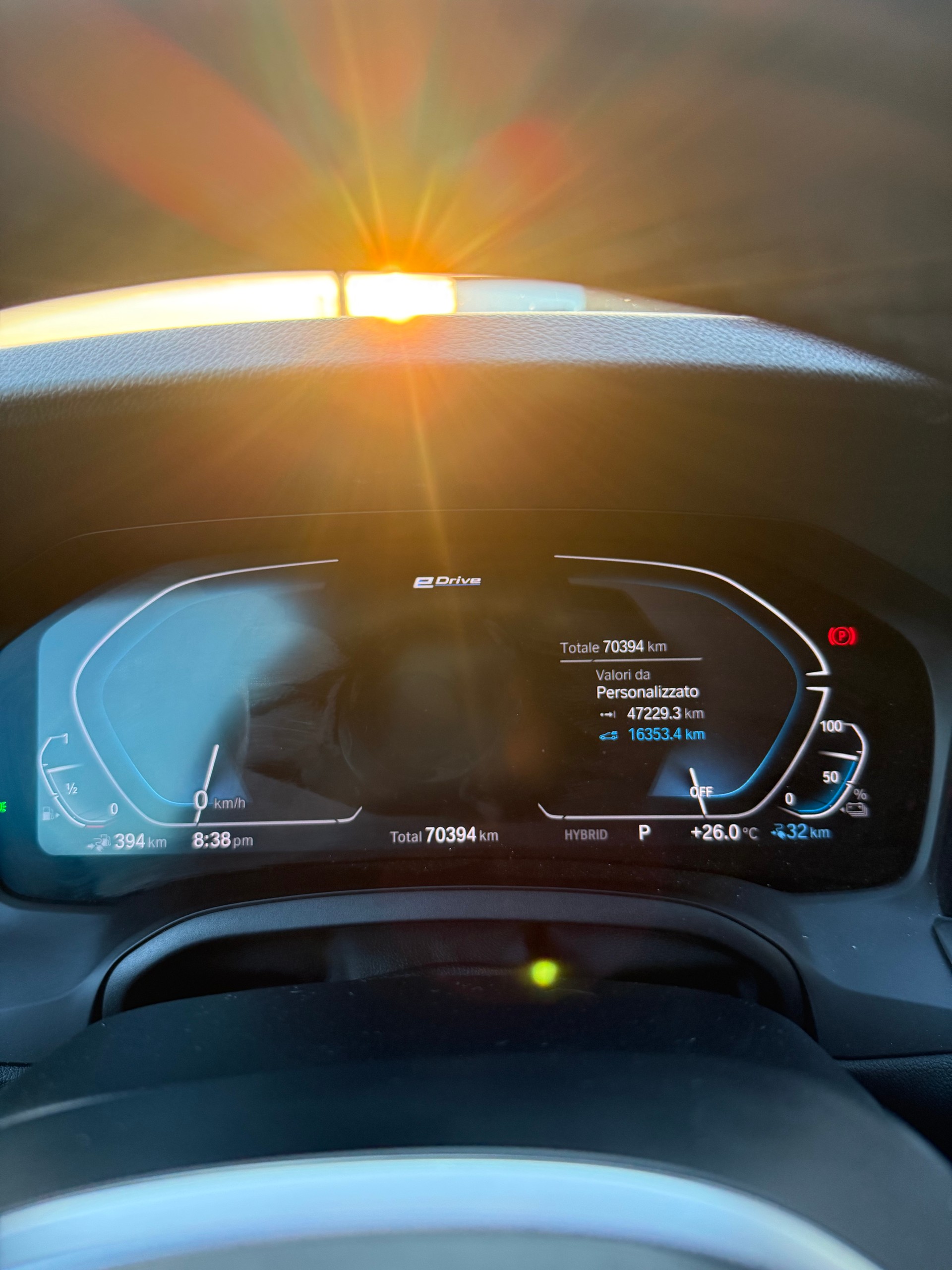 BMW 330e xDrive-image-5
