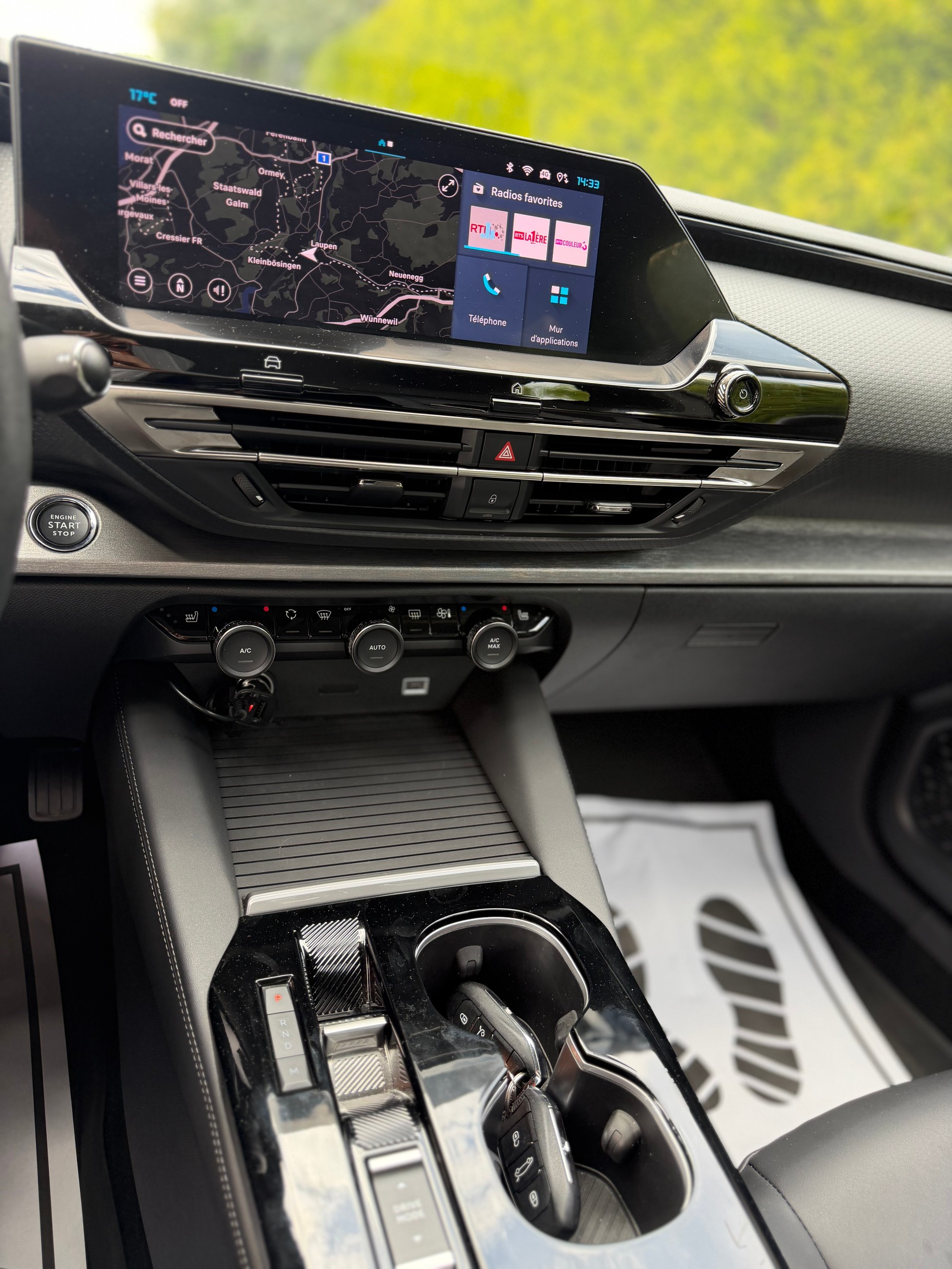 CITROEN C5 X 1.2i Swiss Edition EAT8-image-8