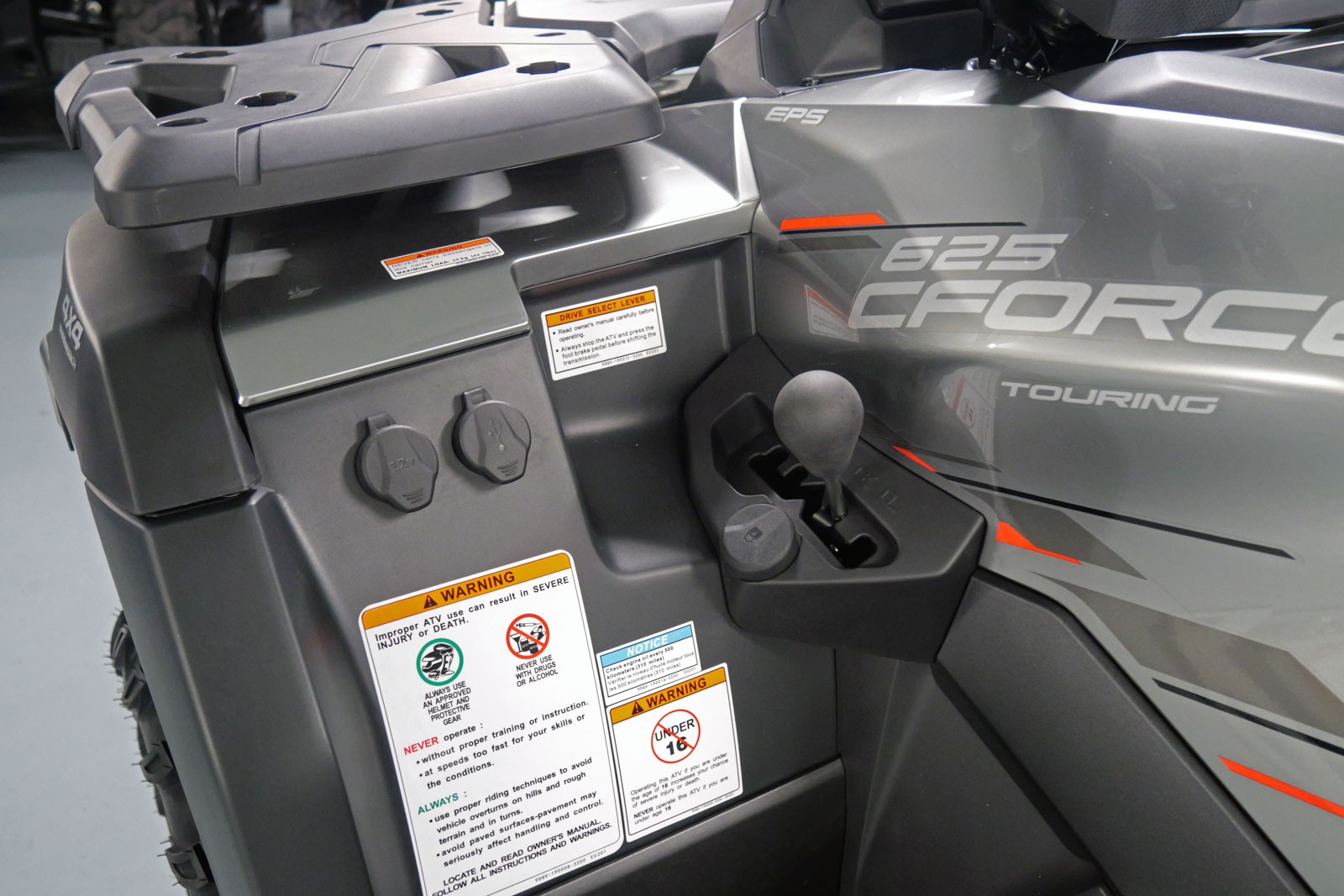 CF MOTO C Force 625 DLXEPS 4x4-image-11