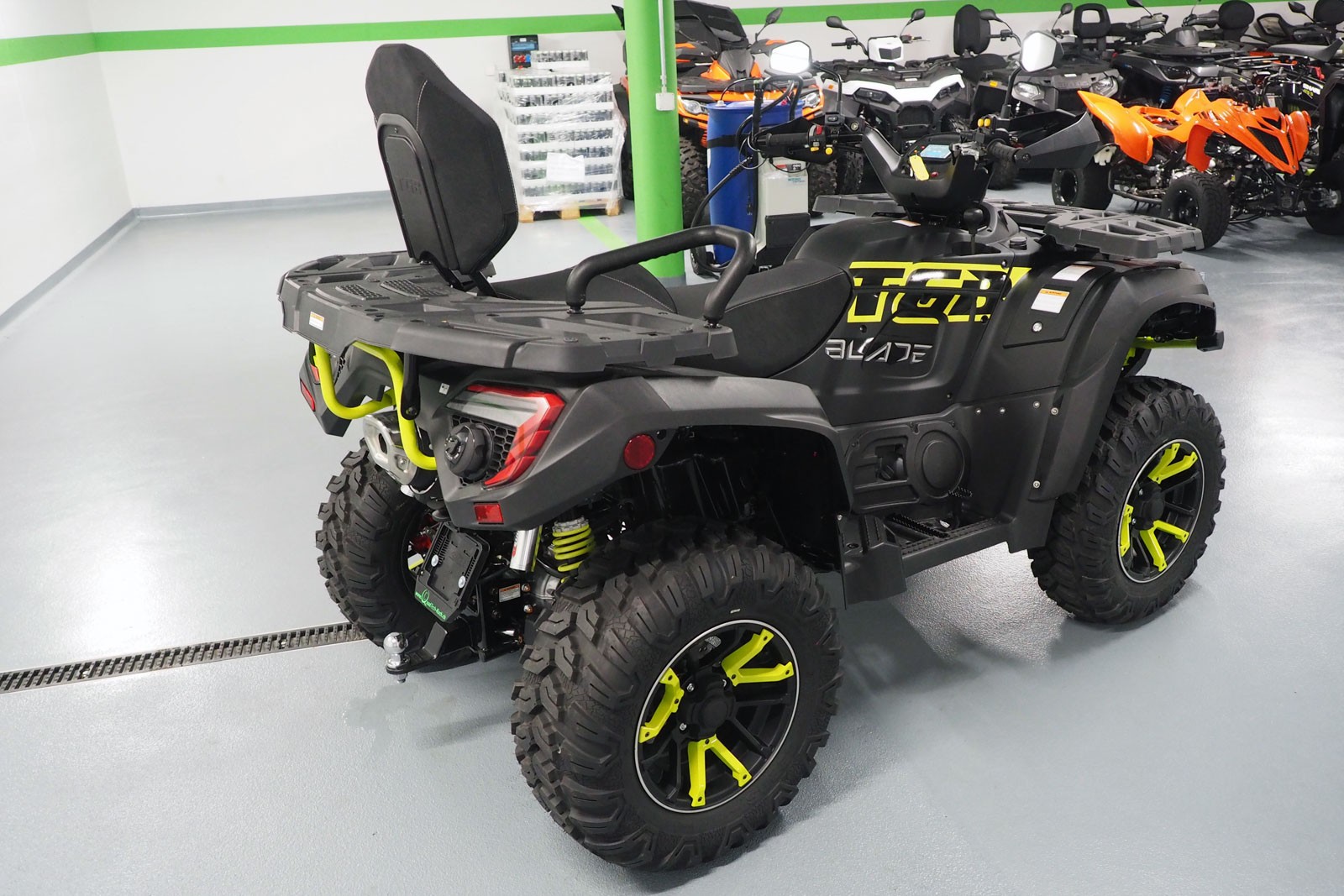 TGB Blade 1000 EFI LT Touring 4x4-image-6