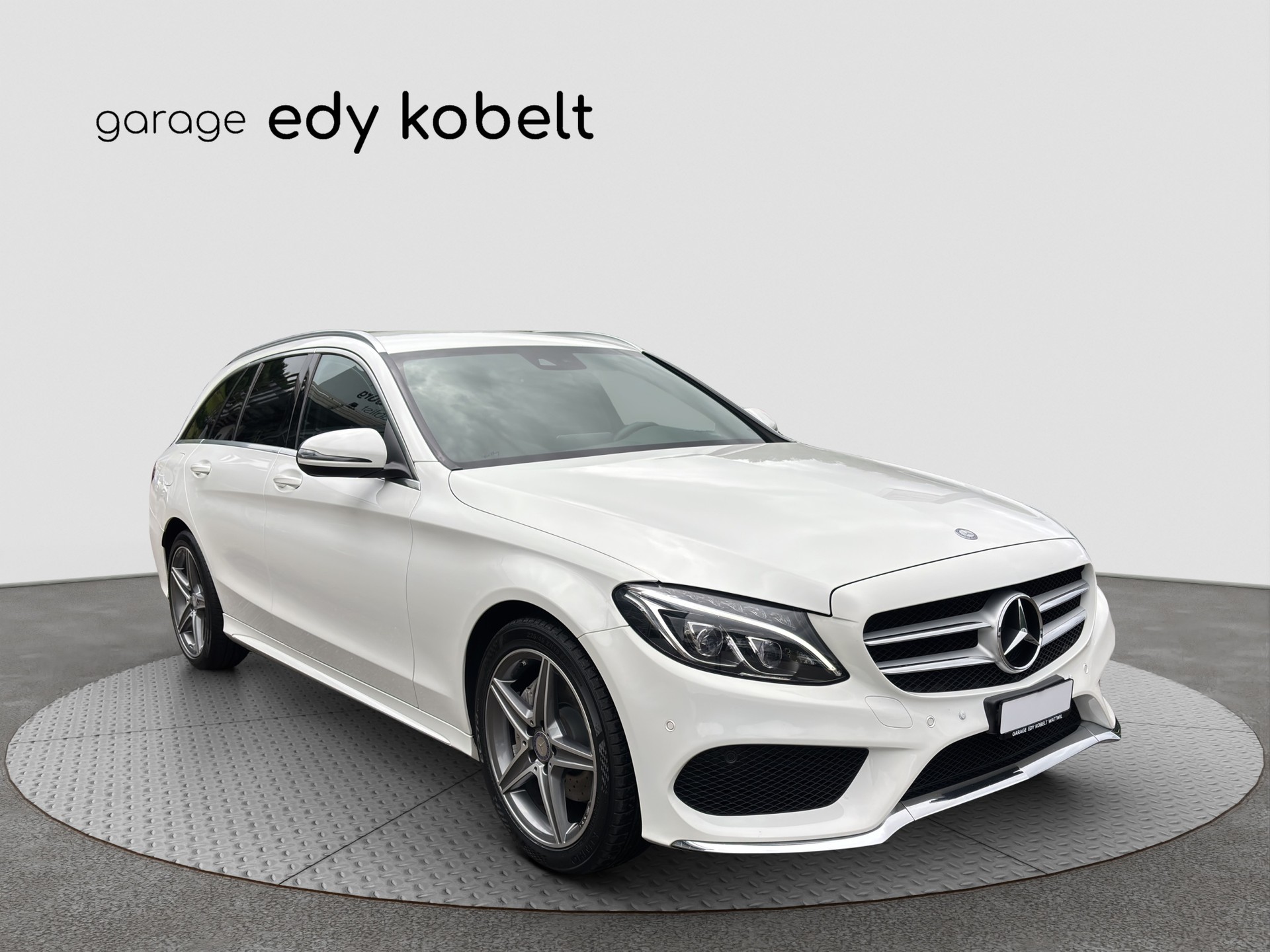 MERCEDES-BENZ C 220 d AMG Line 4Matic 9G-Tronic-image-21