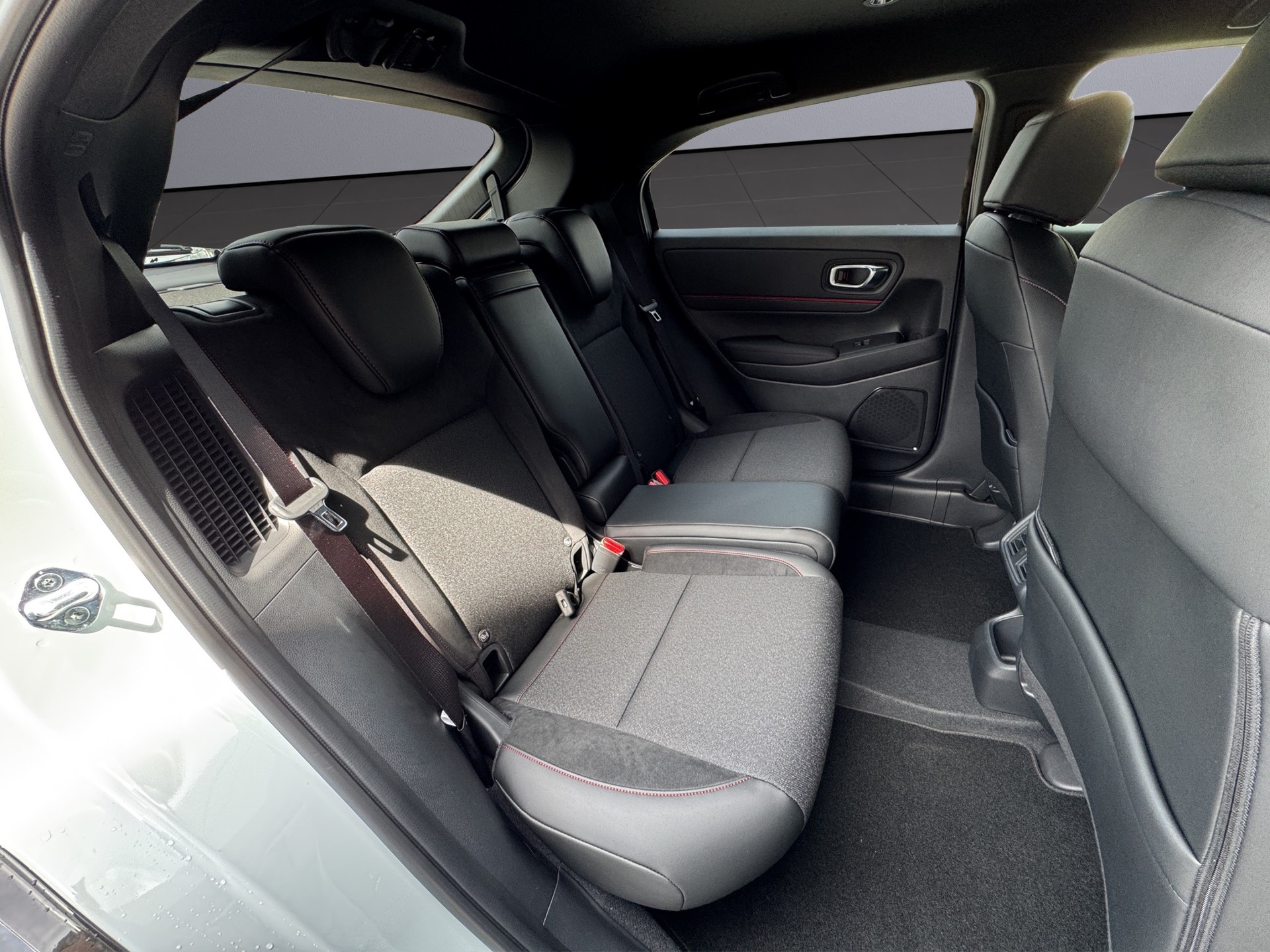 HONDA HR-V 1.5 i-MMD Advance Sport-image-16