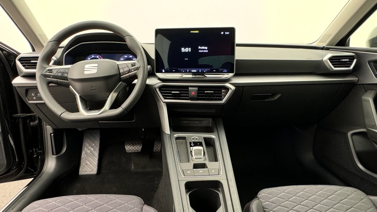 SEAT Leon 1.5 eHybrid pHEV DSG FR-image-5