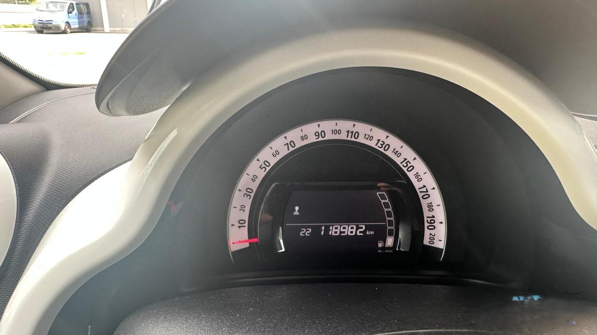 RENAULT Twingo 0.9 Intens-image-10