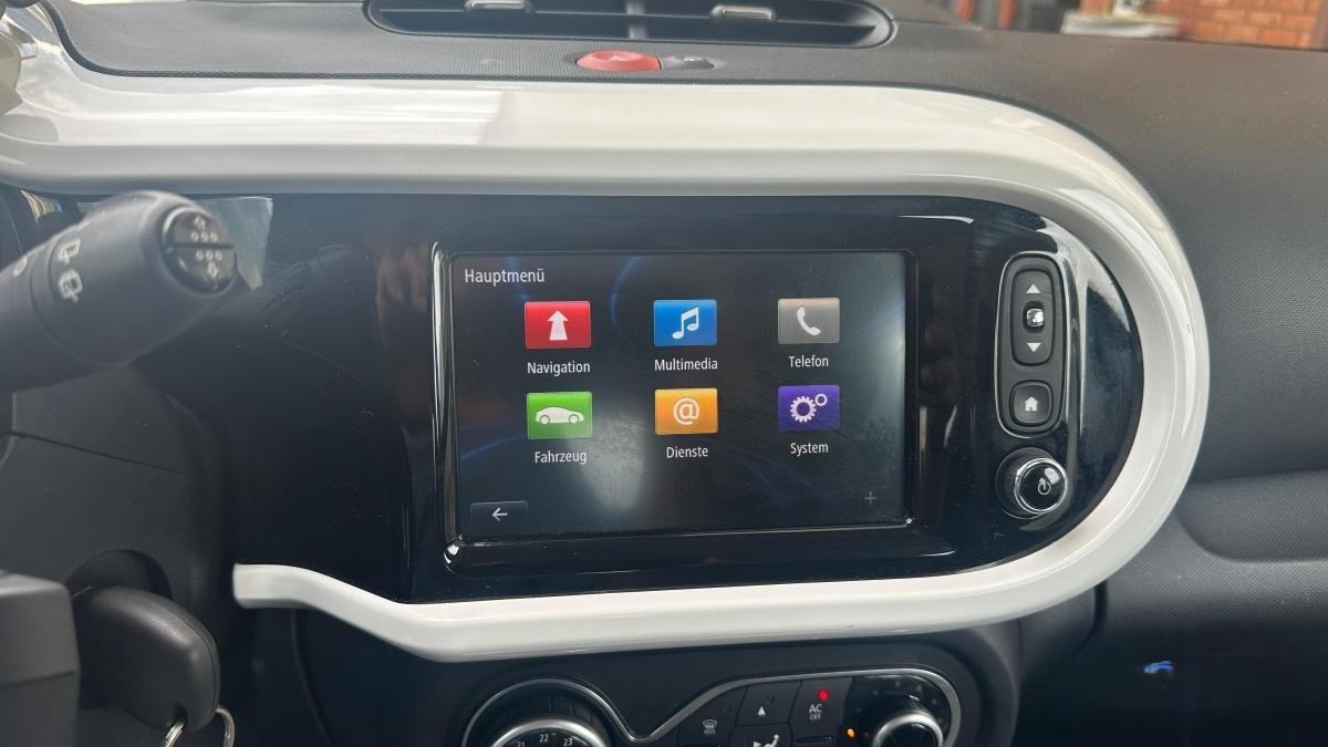 RENAULT Twingo 0.9 Intens-image-9