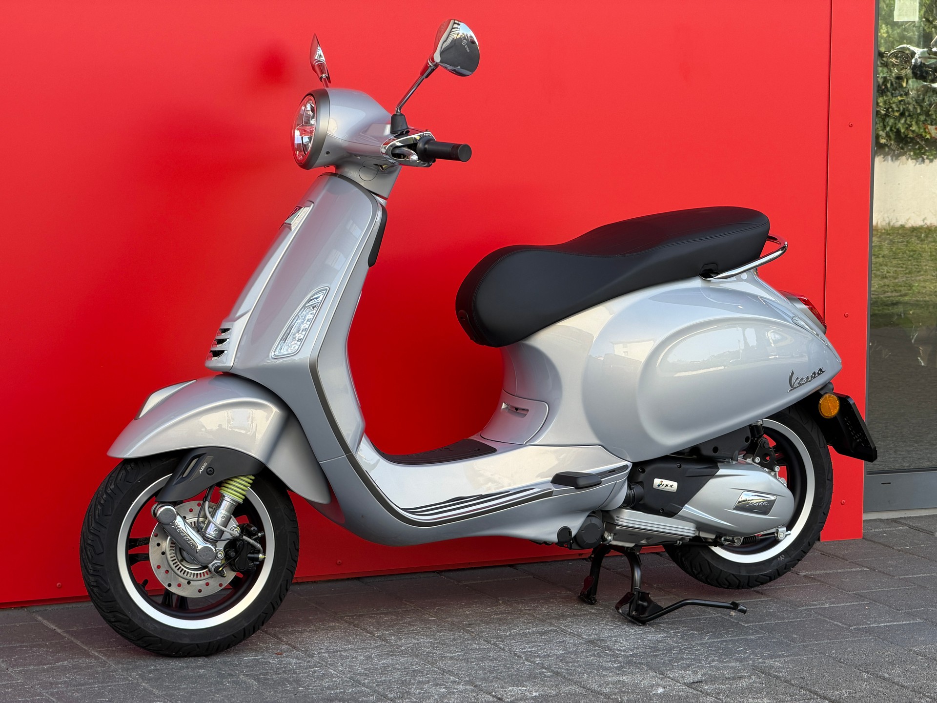 PIAGGIO Vespa 125 Primavera-image-14