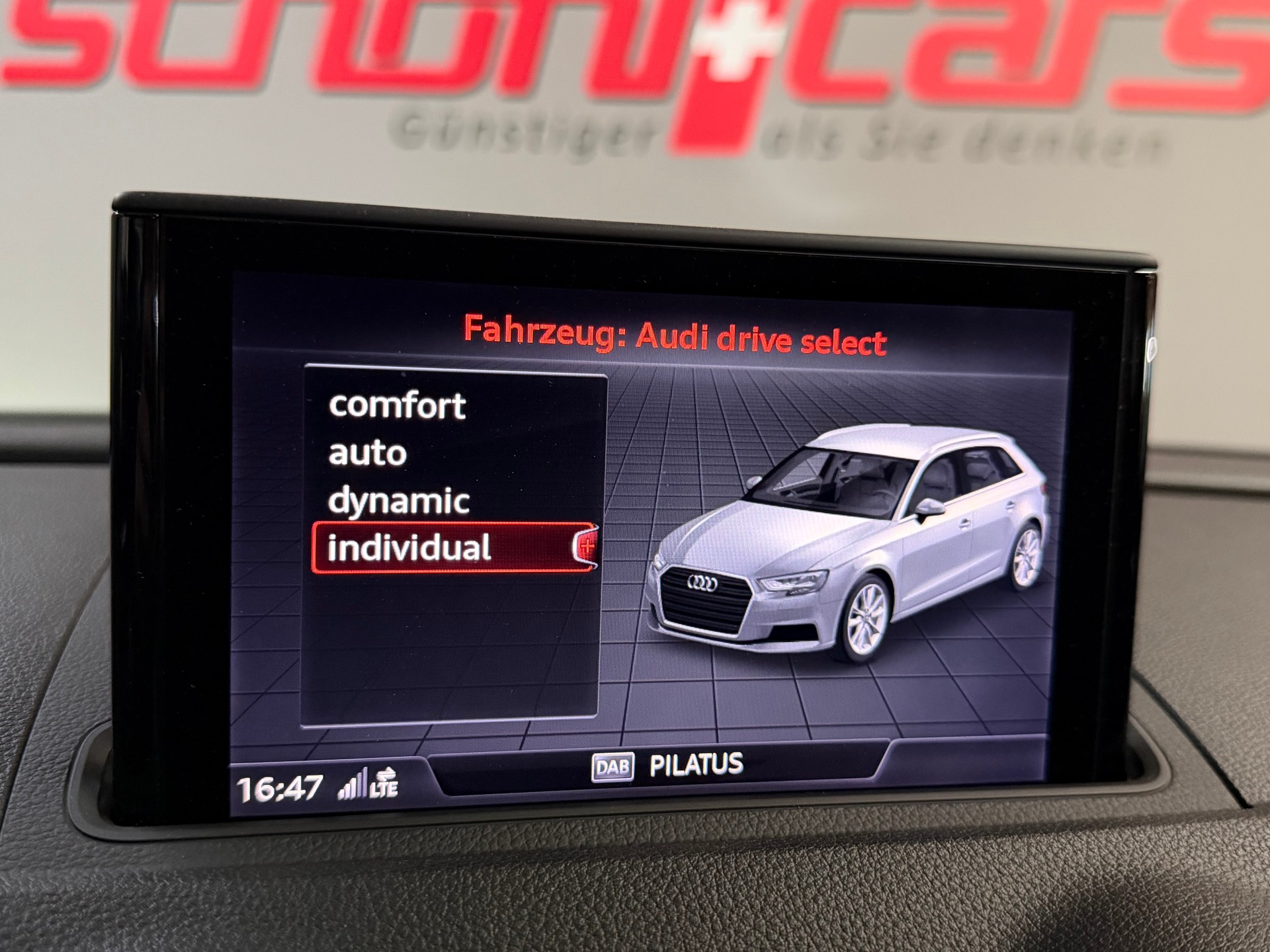 AUDI RS3 Sportback 2.5 TSI quattro S-tronic ohne OPF-image-27