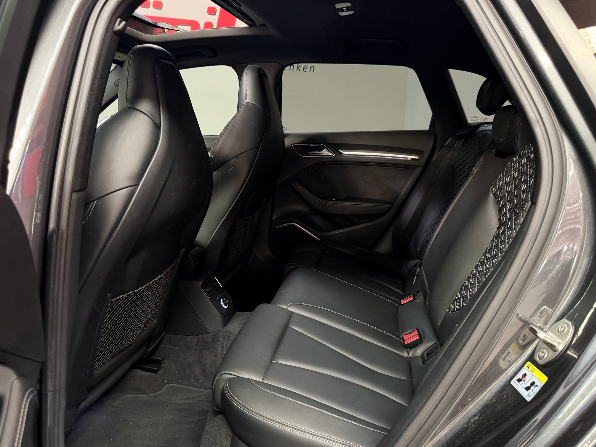 AUDI RS3 Sportback 2.5 TSI quattro S-tronic ohne OPF-image-14