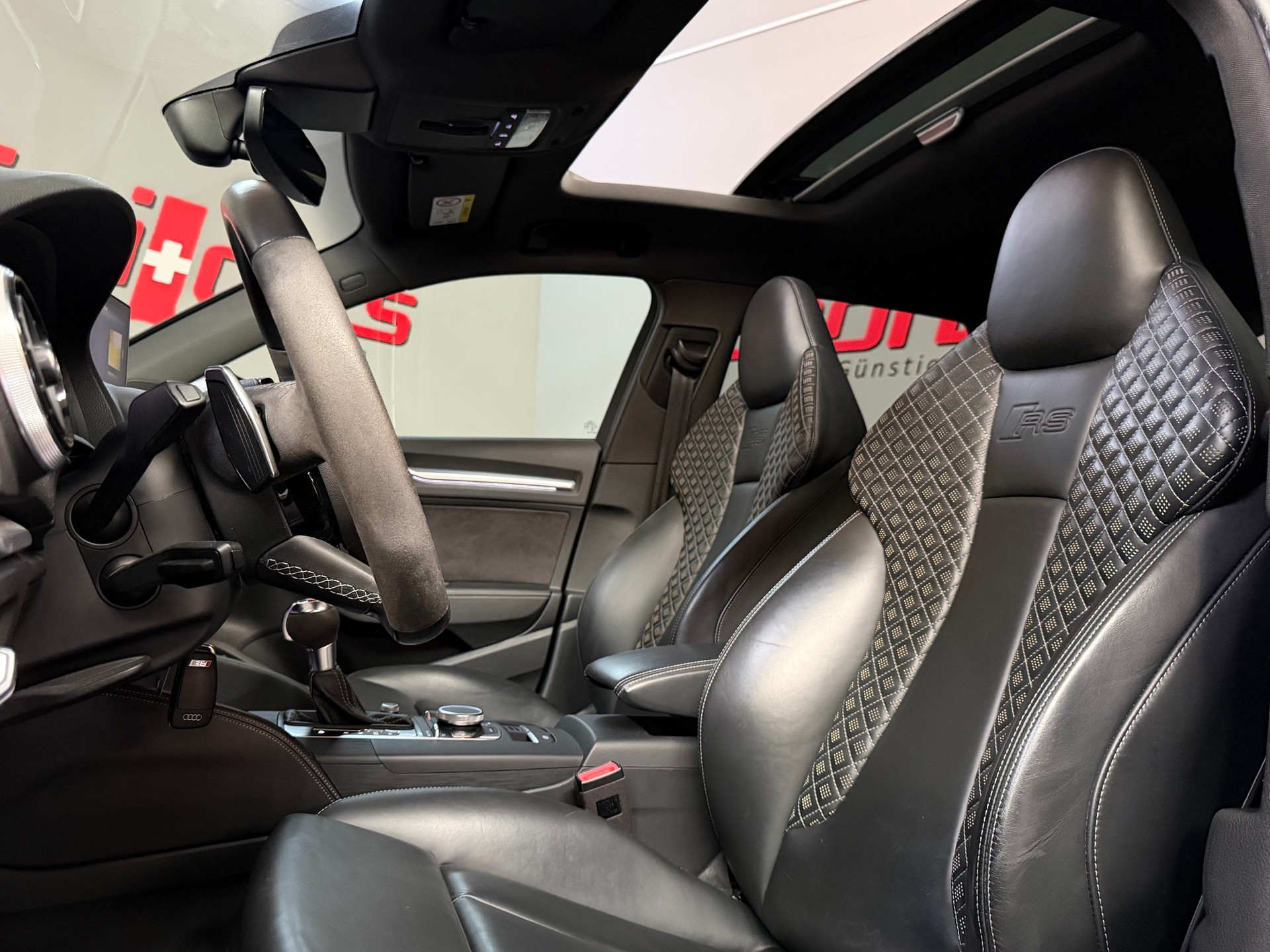 AUDI RS3 Sportback 2.5 TSI quattro S-tronic ohne OPF-image-11
