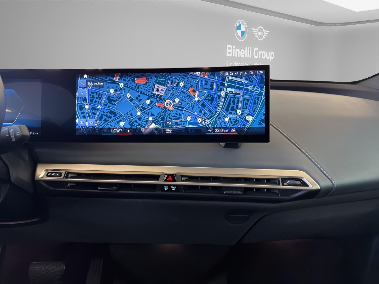 BMW iX xDrive40 SportPaket-image-15