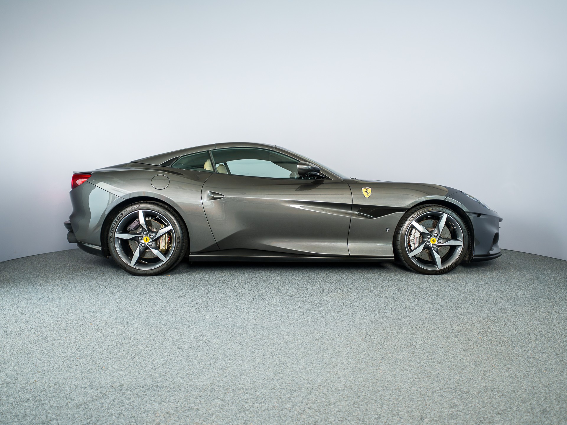 FERRARI Portofino M seltene Konfiguration-image-5