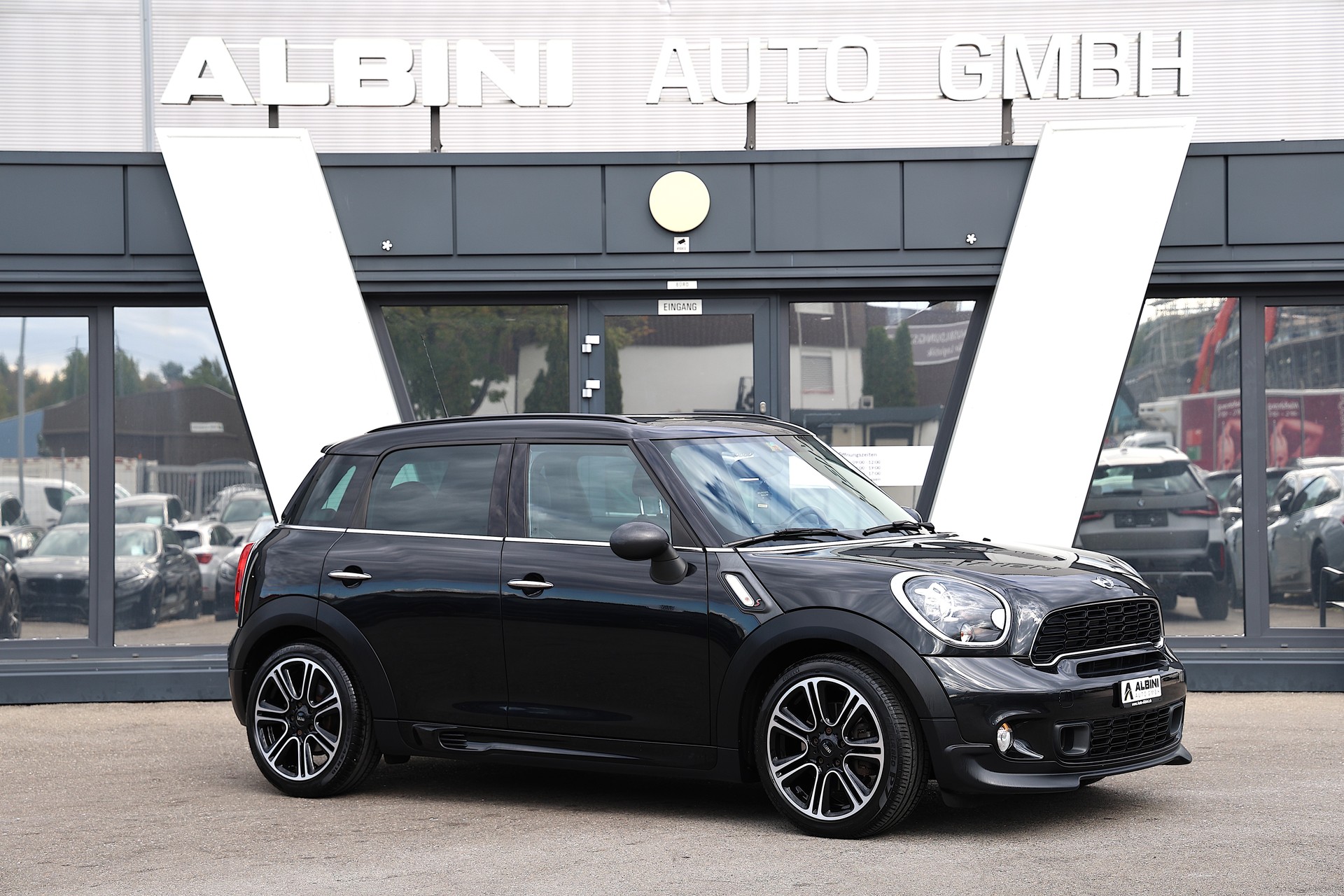 MINI Countryman R60 1.6i Cooper S ALL4 **Frisch ab MFK & Service, Garantie inkl.**-showroom-element-2