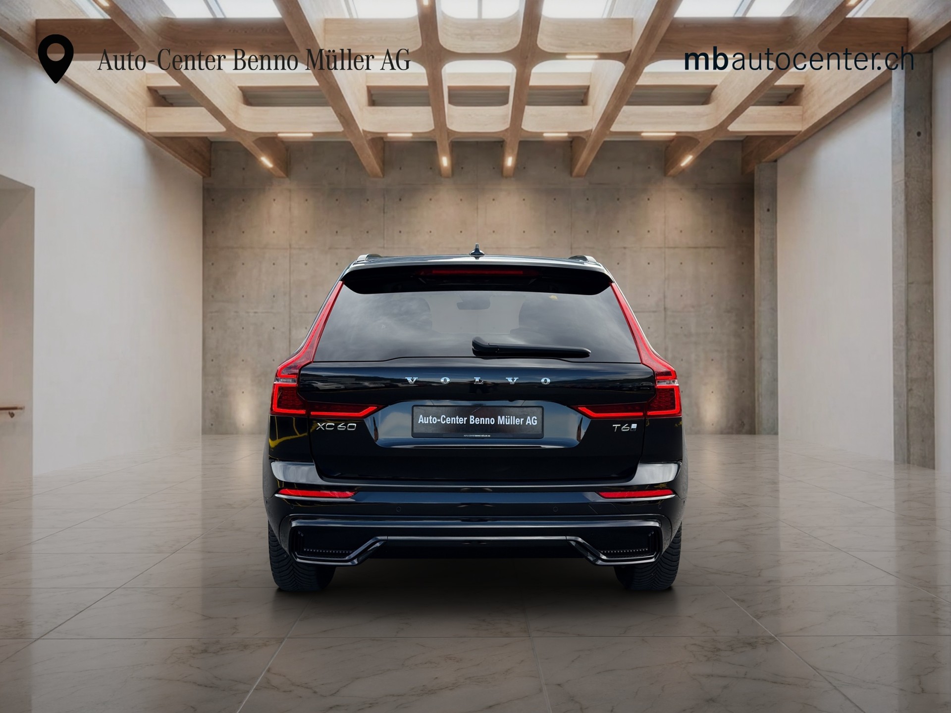 VOLVO XC60 2.0 T6 TE Plus Dark eAWD-showroom-element-3