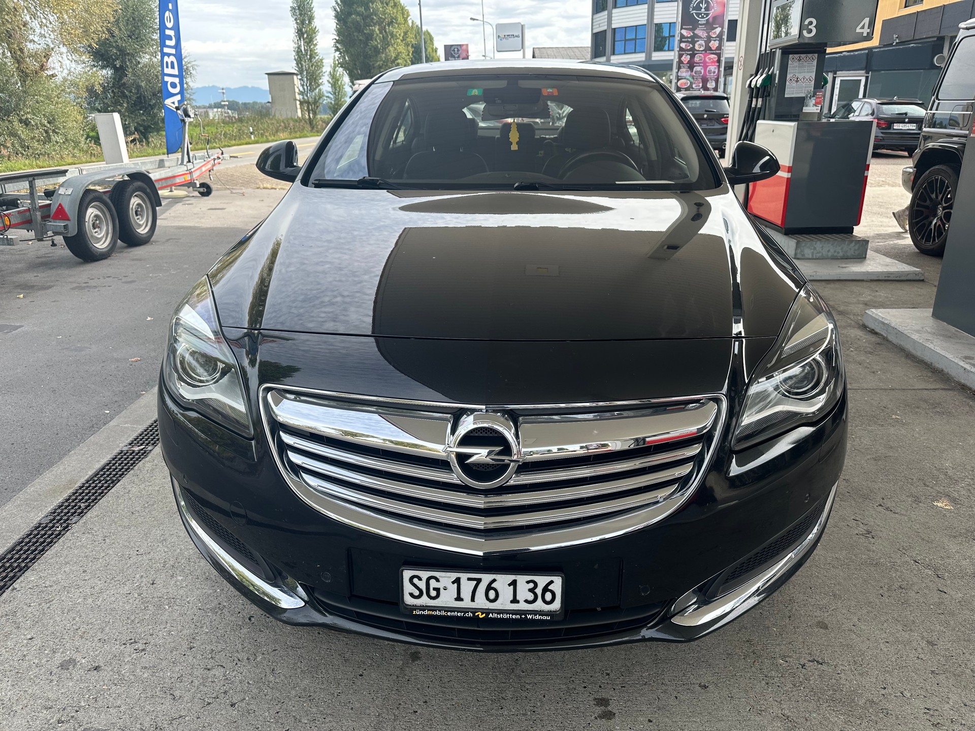 OPEL Insignia 2.0 Turbo Sport 4WD Automatic-showroom-element-2