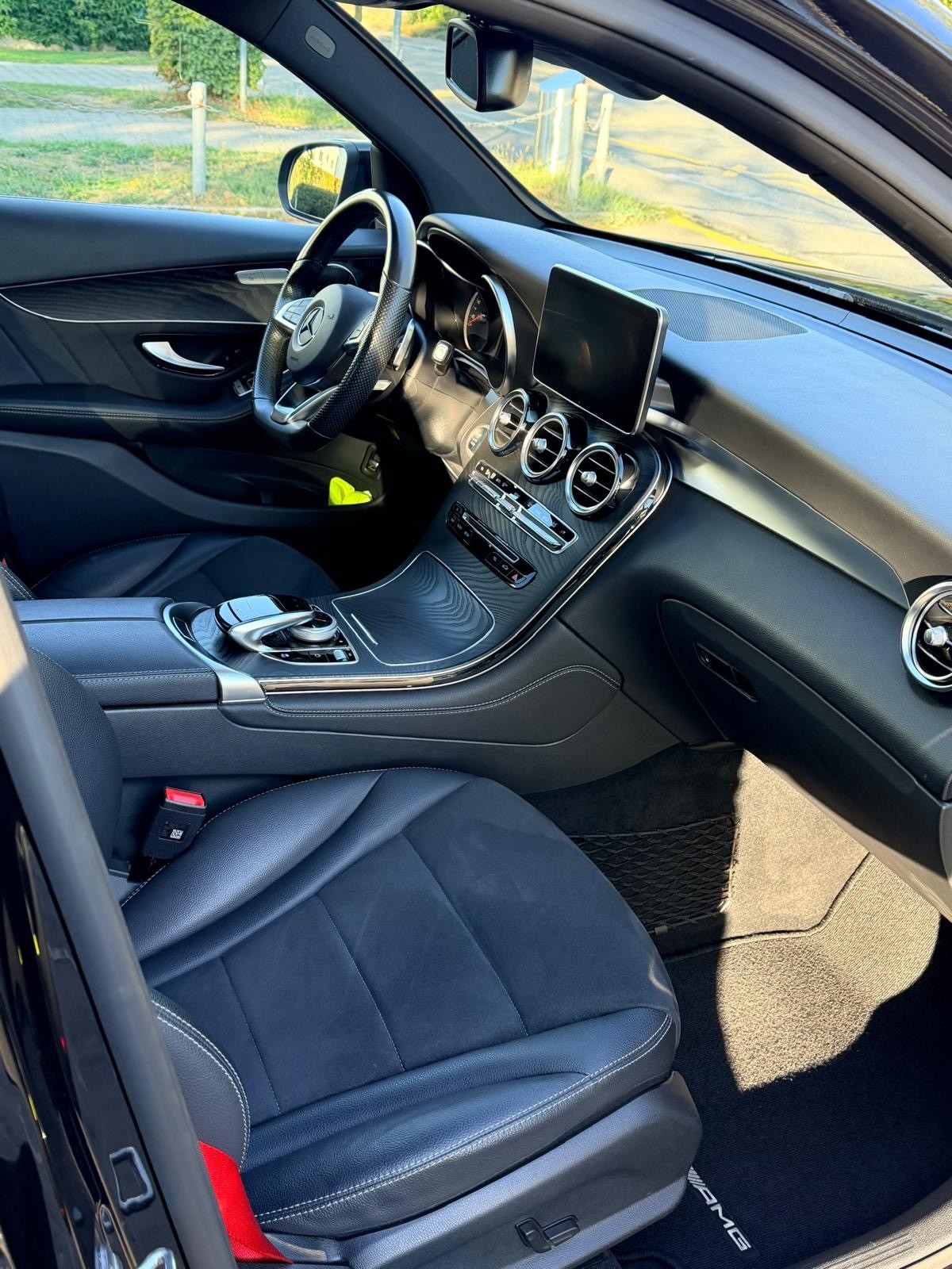 MERCEDES-BENZ GLC 250 d AMG Line 4m-image-4