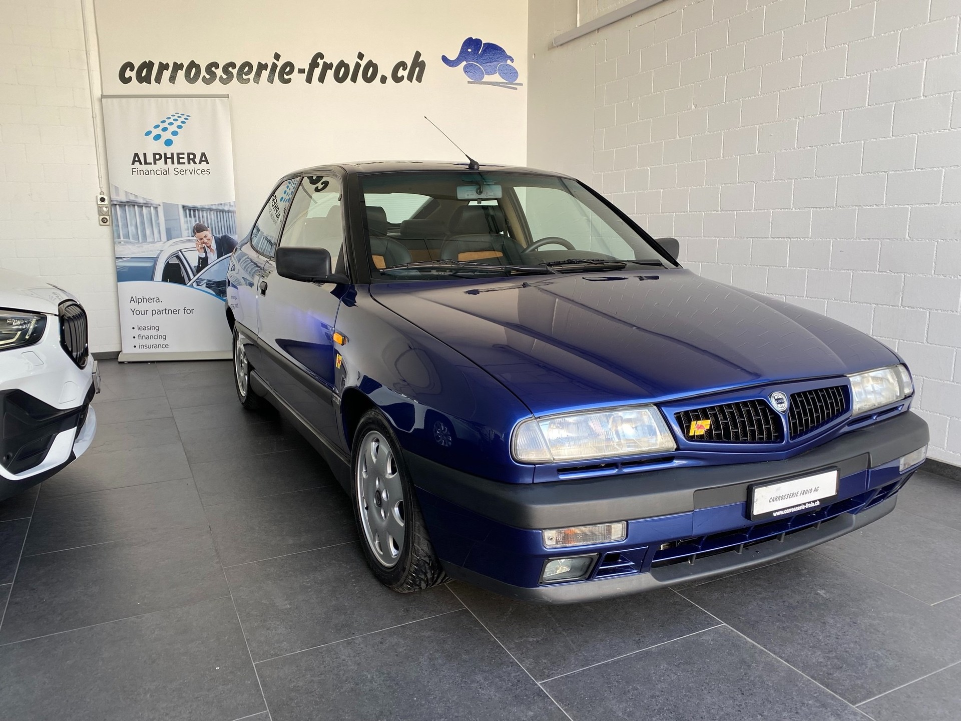 LANCIA Delta HPE 2.0 16V HF-showroom-element-1