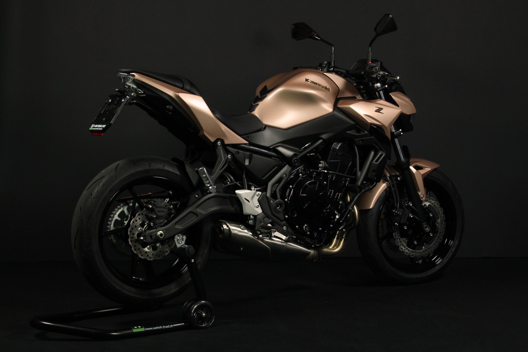 KAWASAKI Z 650 (50/35 KW) *Rose-Gold* Level 1-image-7