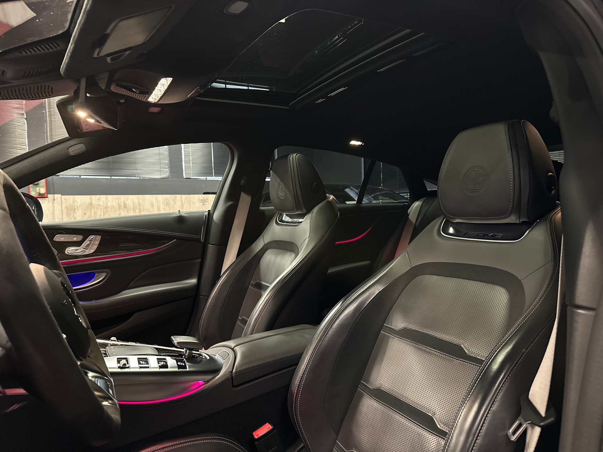 MERCEDES-BENZ AMG GT 4 63 S 4Matic+ Speedshift MCT ** VOLLAUSSTATTUNG **-image-16