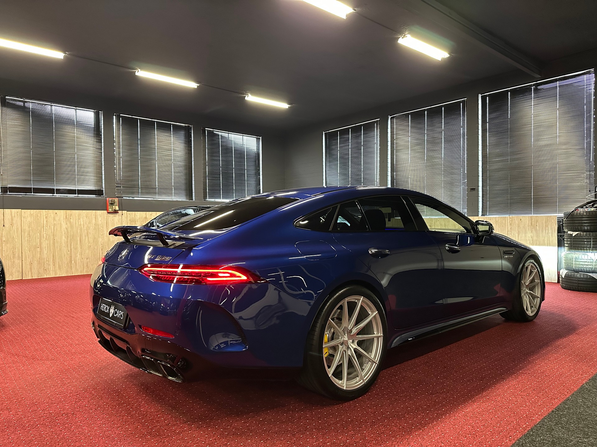 MERCEDES-BENZ AMG GT 4 63 S 4Matic+ Speedshift MCT ** VOLLAUSSTATTUNG **-image-7