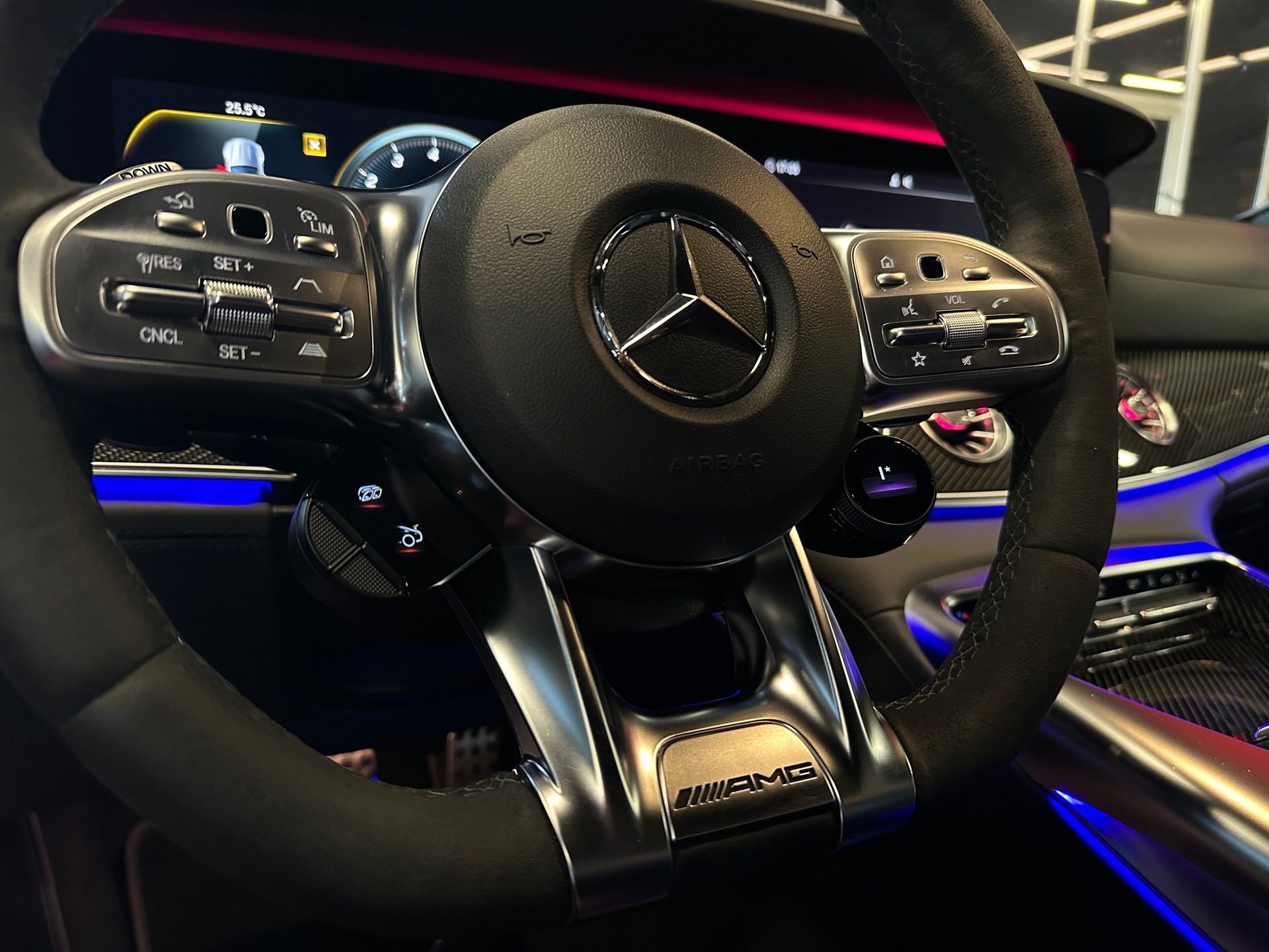 MERCEDES-BENZ AMG GT 4 63 S 4Matic+ Speedshift MCT ** VOLLAUSSTATTUNG **-image-28