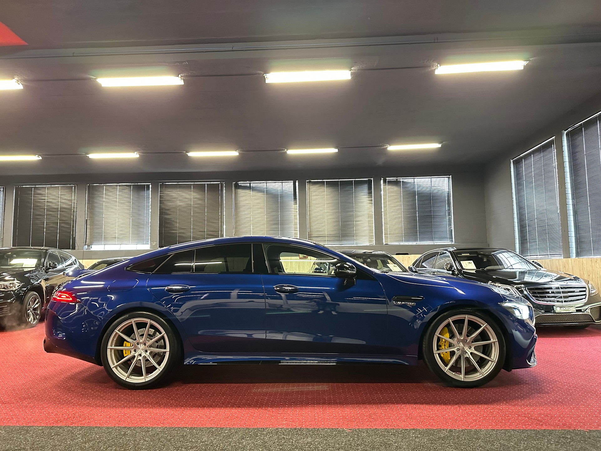 MERCEDES-BENZ AMG GT 4 63 S 4Matic+ Speedshift MCT ** VOLLAUSSTATTUNG **-image-6