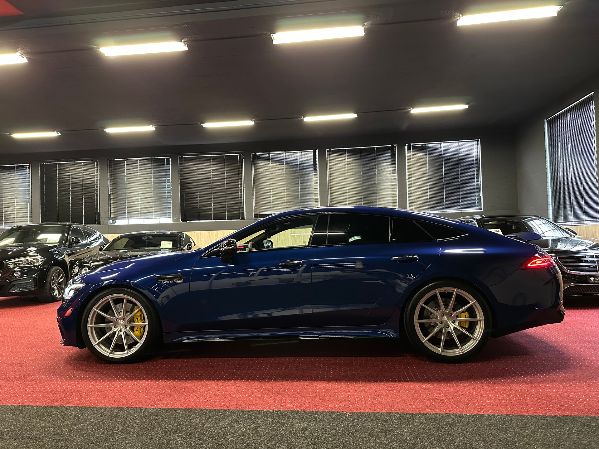 MERCEDES-BENZ AMG GT 4 63 S 4Matic+ Speedshift MCT ** VOLLAUSSTATTUNG **-image-10