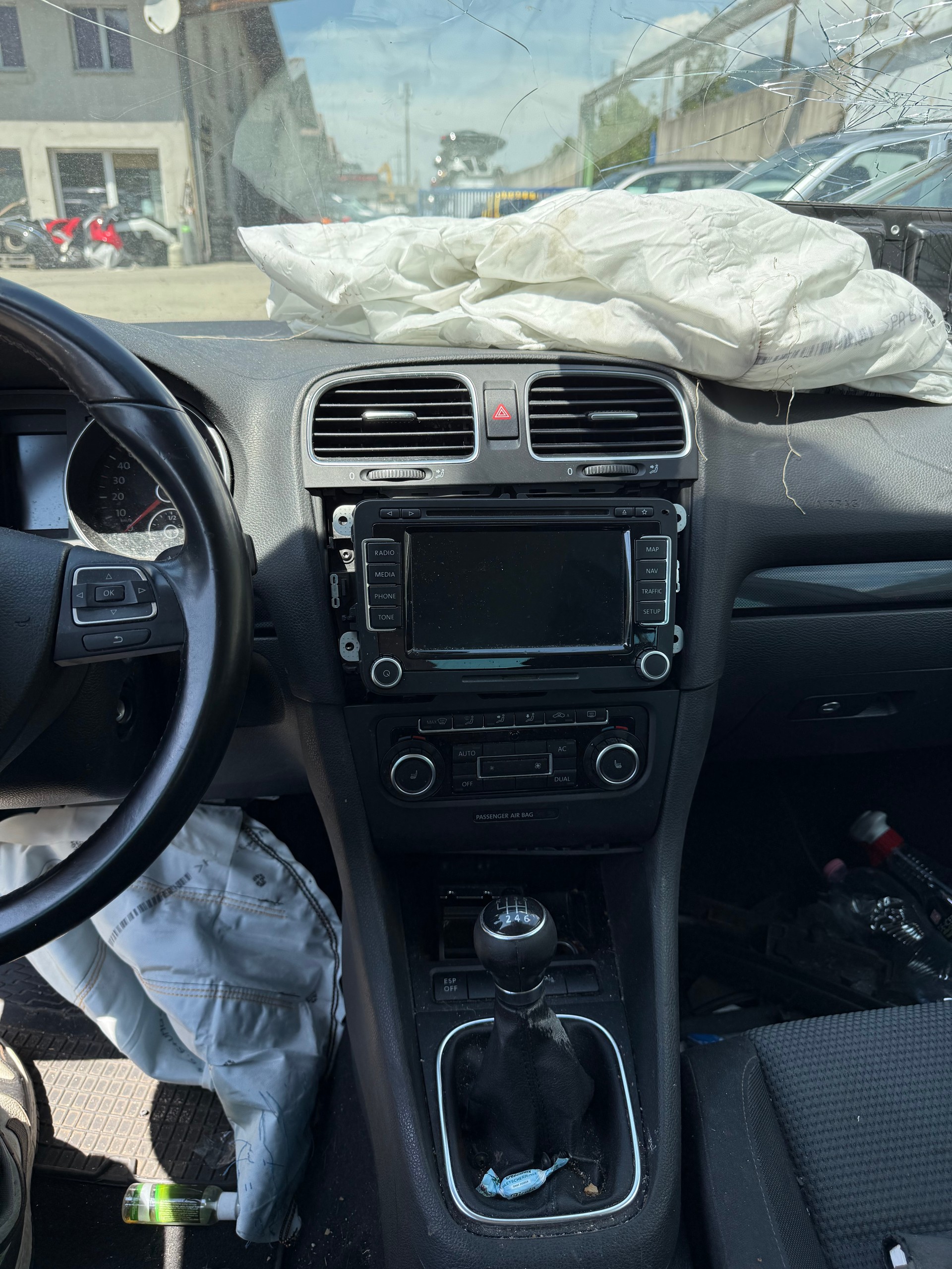 VW Golf 1.2 TSI Trendline-image-11
