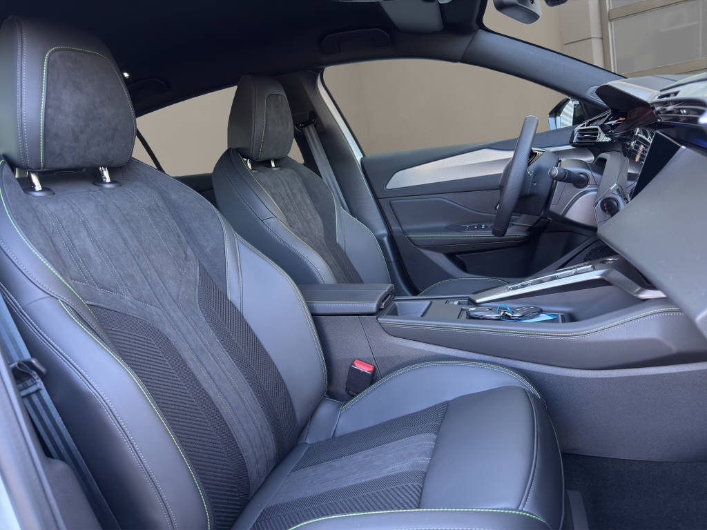 PEUGEOT 308 Electrique 156ch (115 kW) Batterie 54 kWh GT-image-5