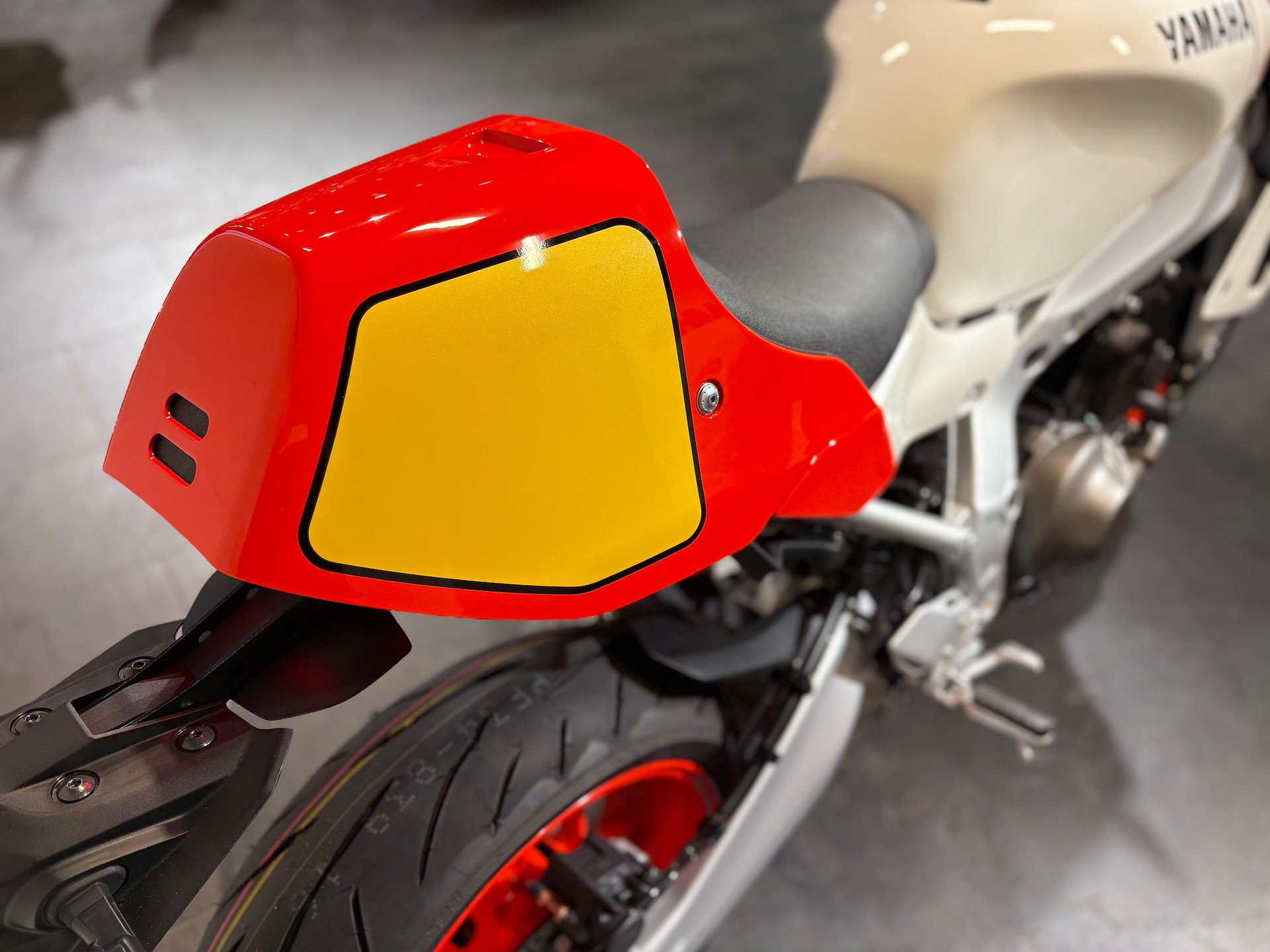 YAMAHA XSR 900 GP-image-13