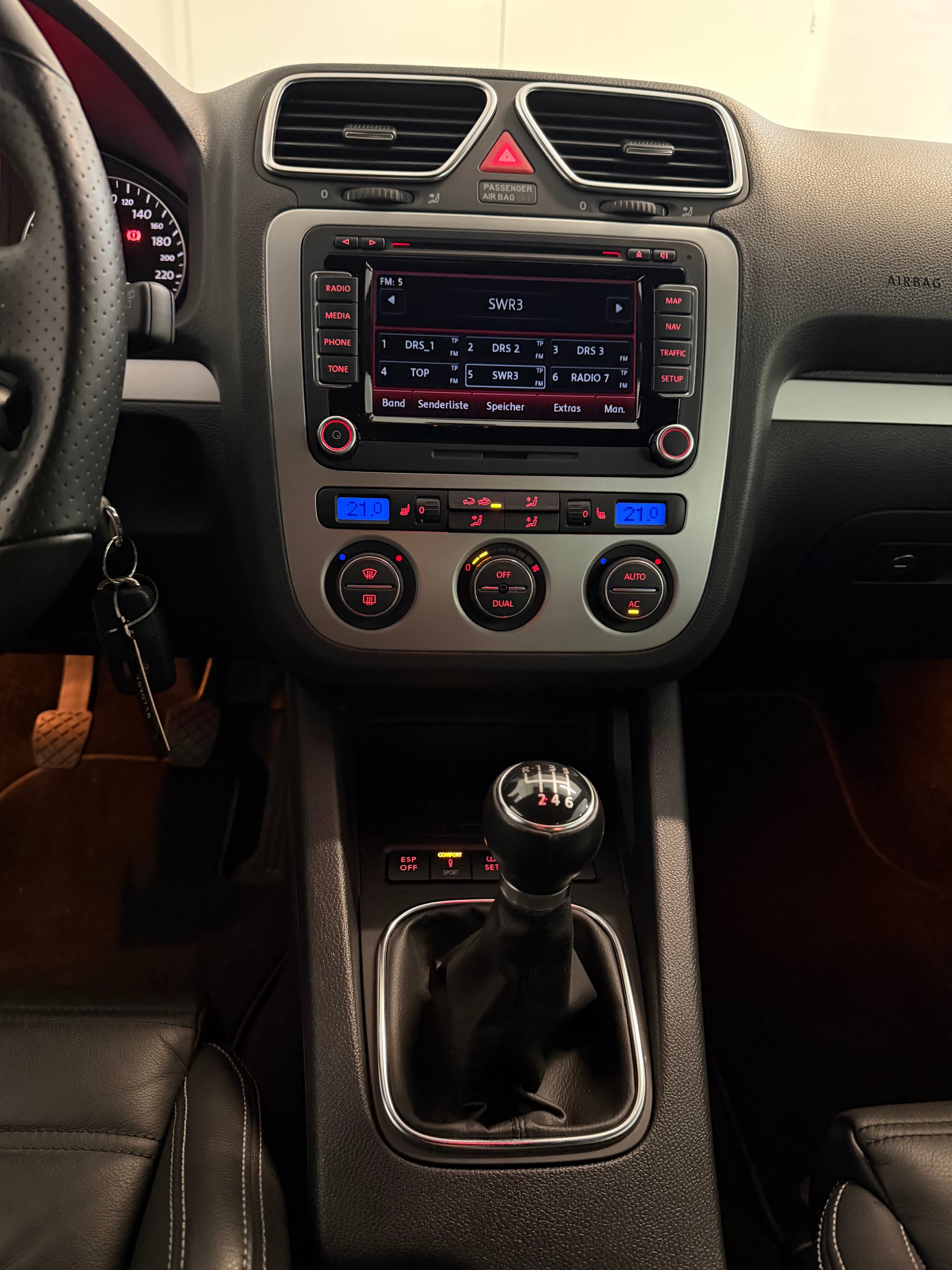 VW Scirocco 2.0 TSI-image-7