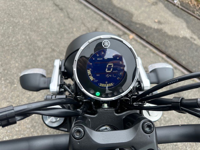 YAMAHA XSR 125-image-2