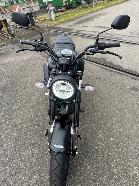 YAMAHA XSR 125-image-3