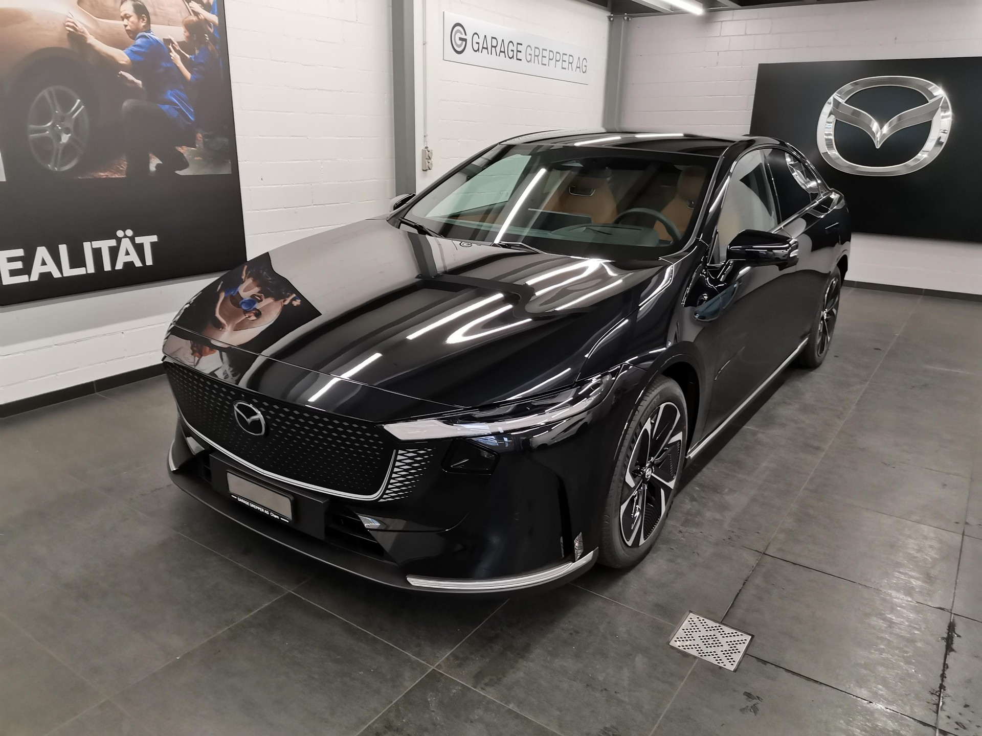 MAZDA 6e Takumi Plus