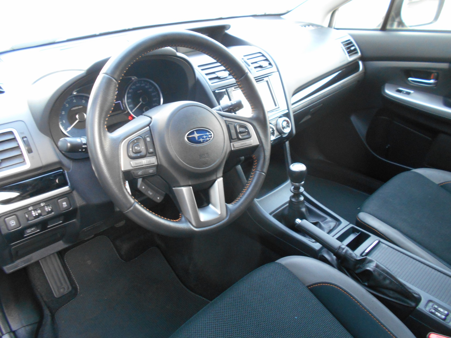SUBARU XV 2.0 Swiss Two AWD-image-7