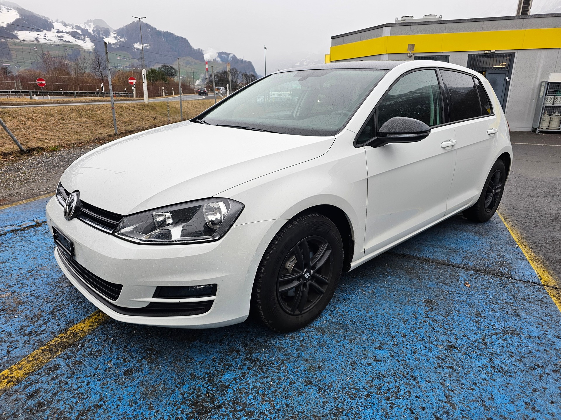 VW Golf 1.2 TSI Trendline-image-3