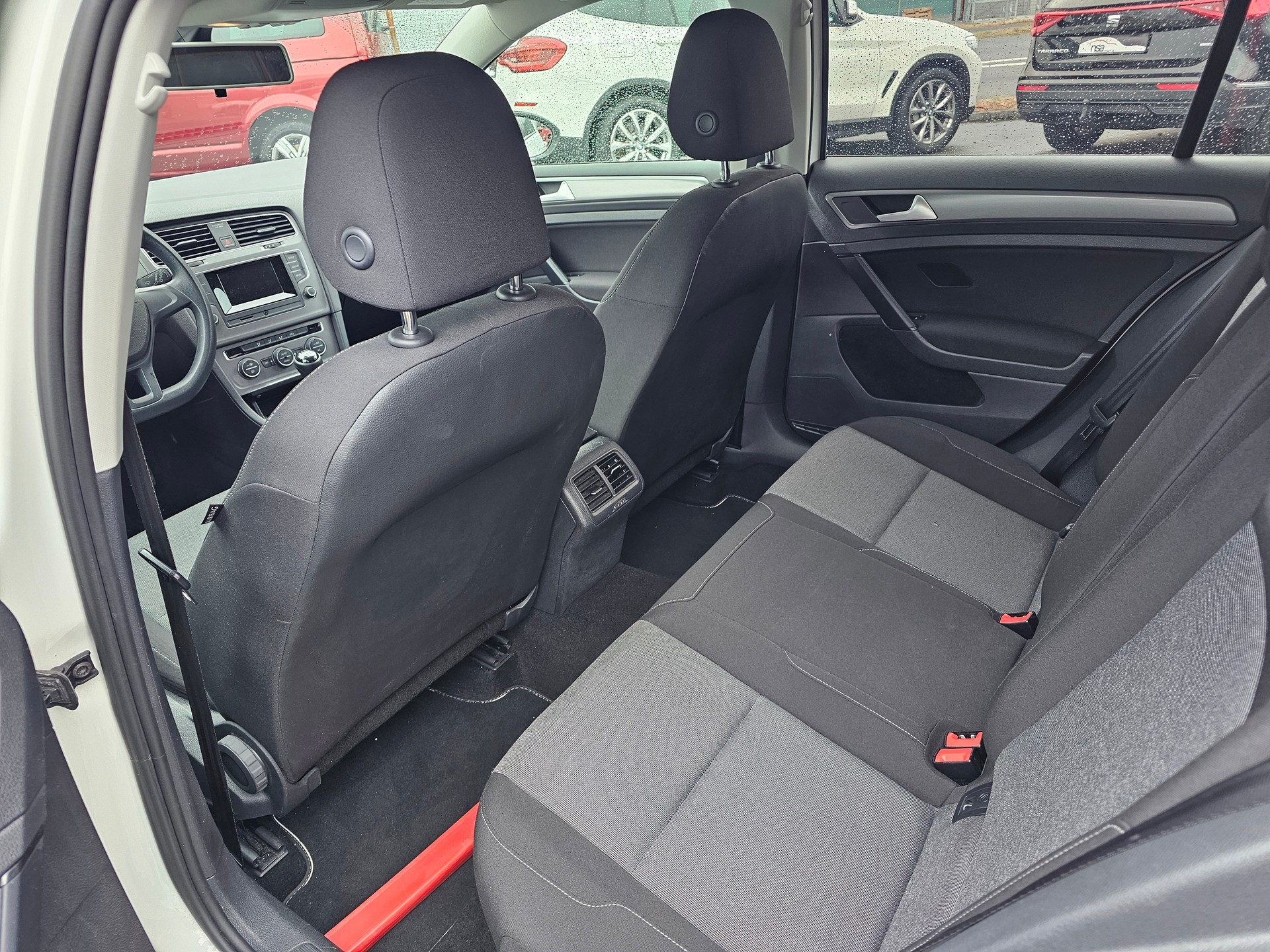 VW Golf 1.2 TSI Trendline-image-7