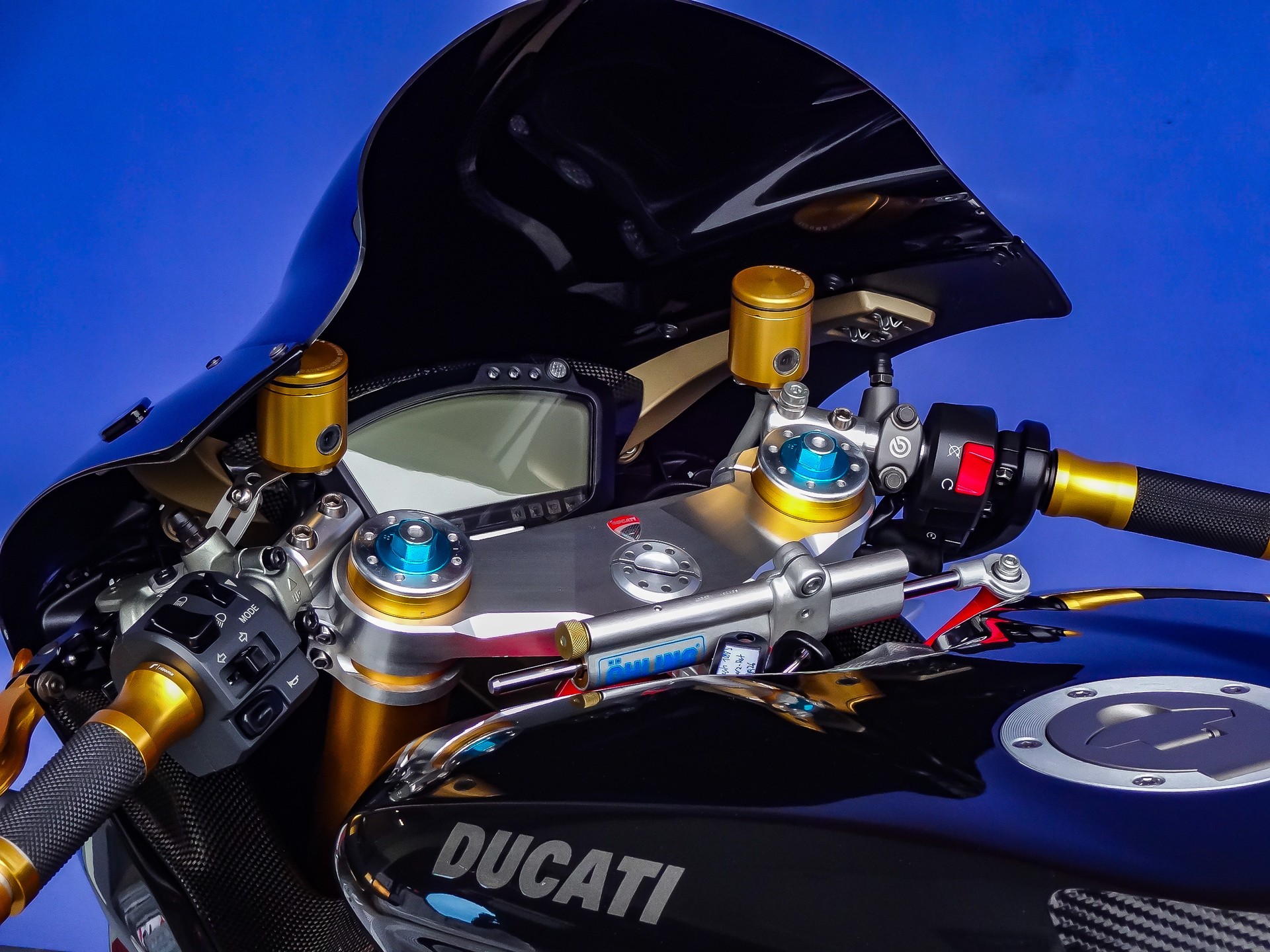 DUCATI 1098 S-image-13