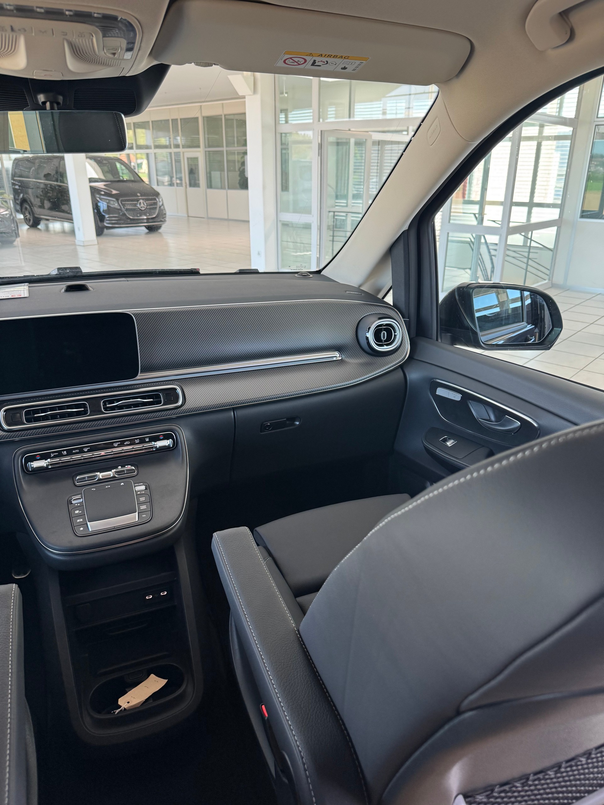 MERCEDES-BENZ Marco Polo 300 d 4MATIC Standard 3200mm L-image-12